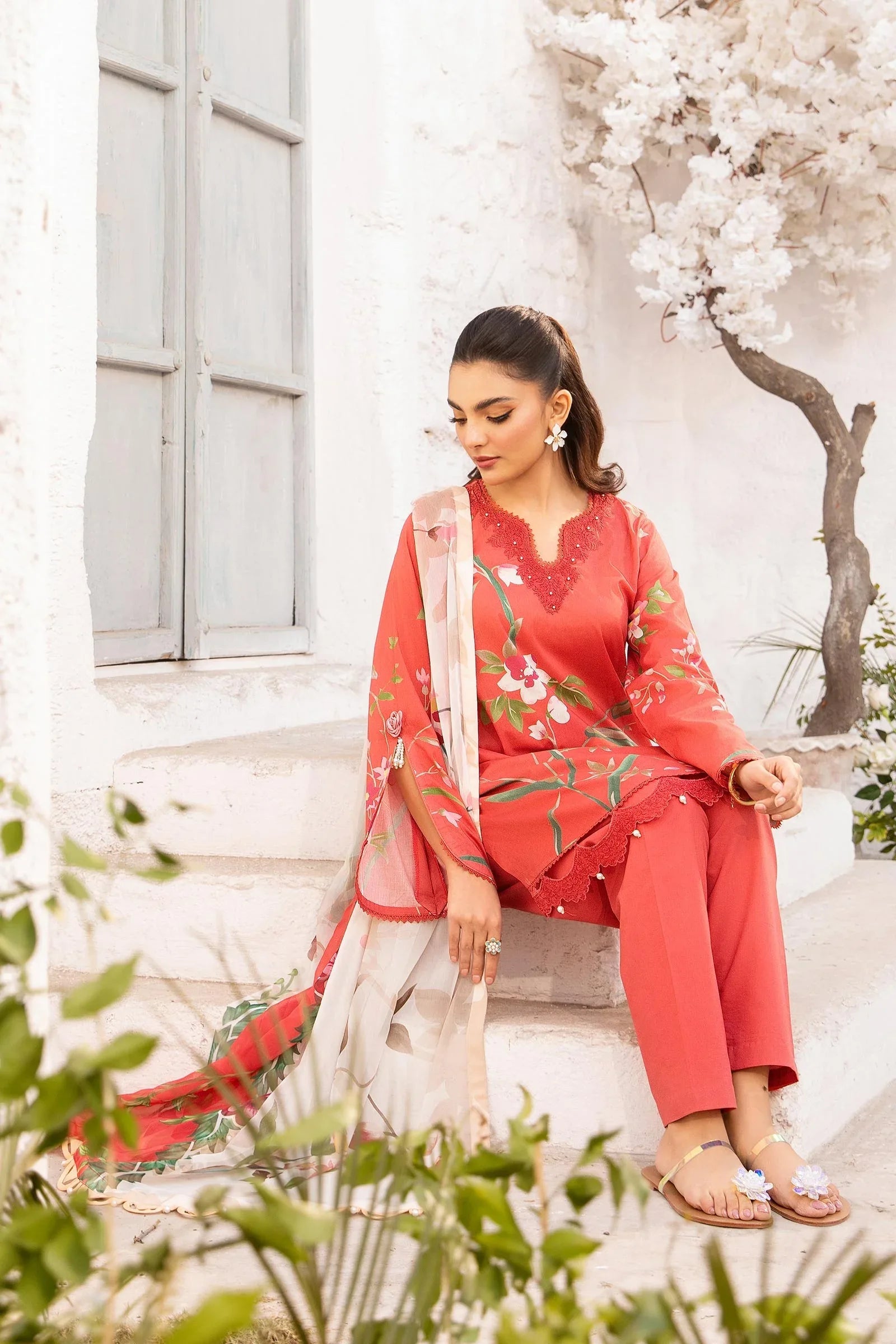 Maria B | M Basic Summer Lawn 25 | MB-CUS25-707B - Aqsa Fabrics