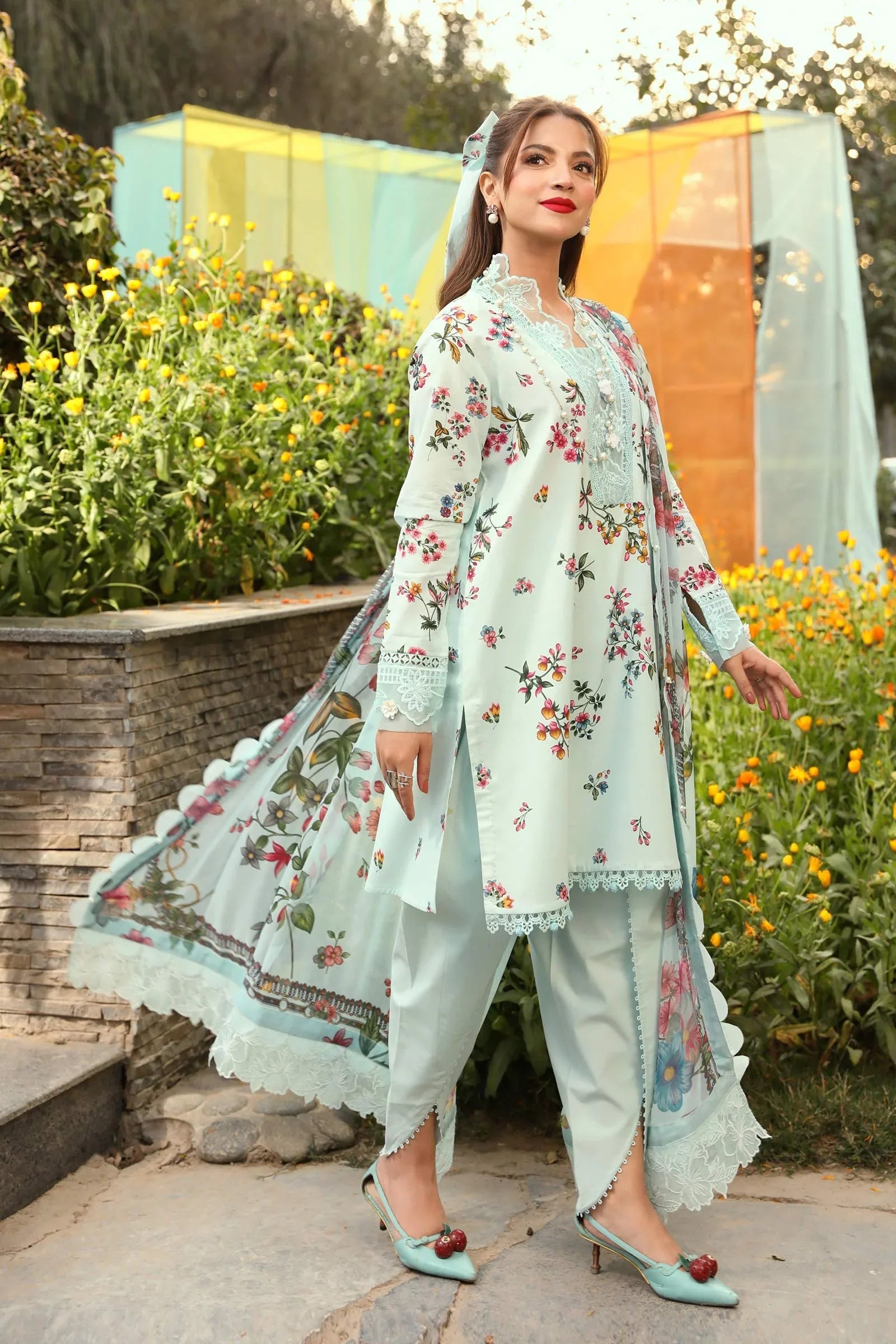 Maria B | M Basic Summer Lawn 25 | MB-CUS25-709B - Aqsa Fabrics