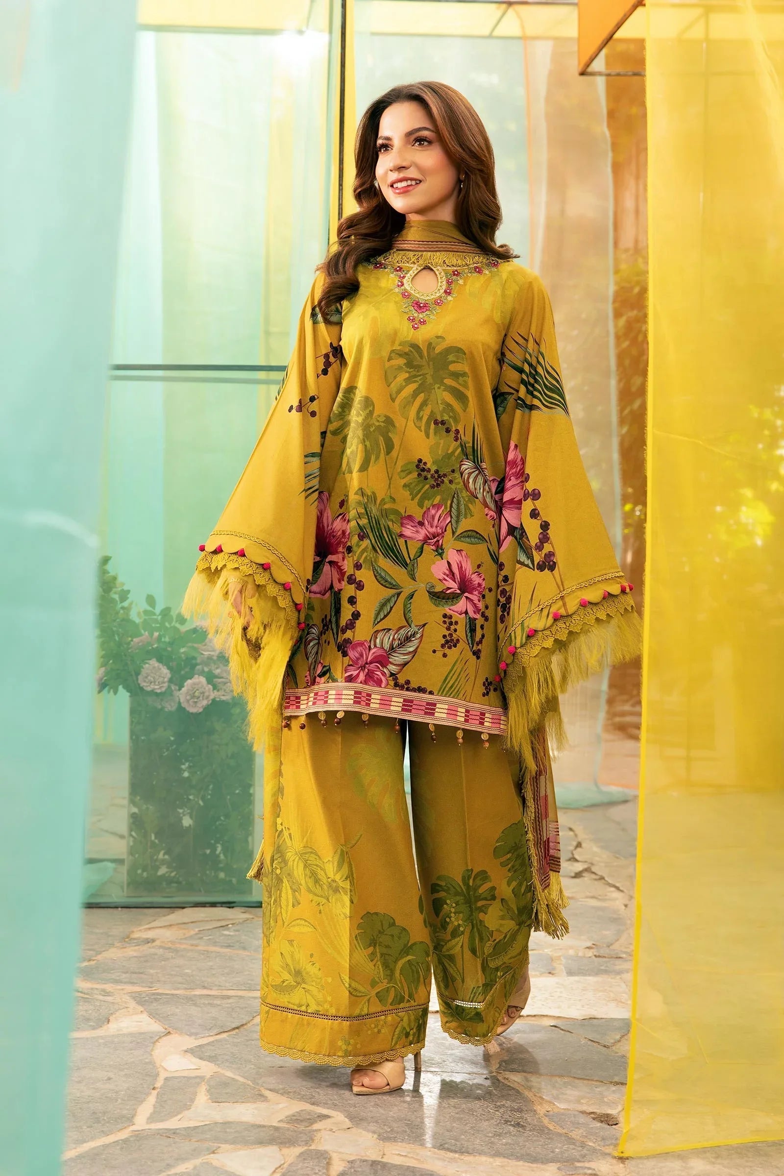 Maria B | M Basic Summer Lawn 25 | MB-CUS25-710A - Aqsa Fabrics