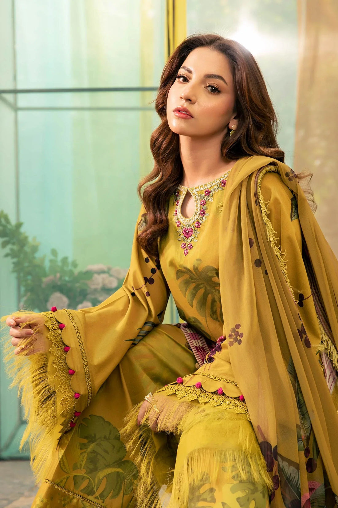 Maria B | M Basic Summer Lawn 25 | MB-CUS25-710A - Aqsa Fabrics