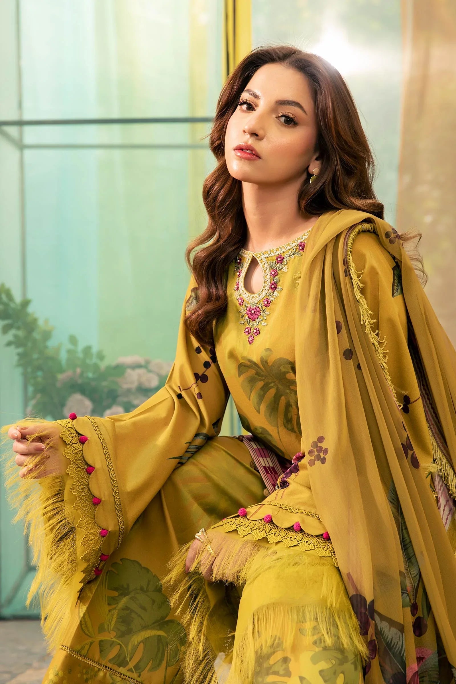 Maria B | M Basic Summer Lawn 25 | MB-CUS25-710A - Aqsa Fabrics