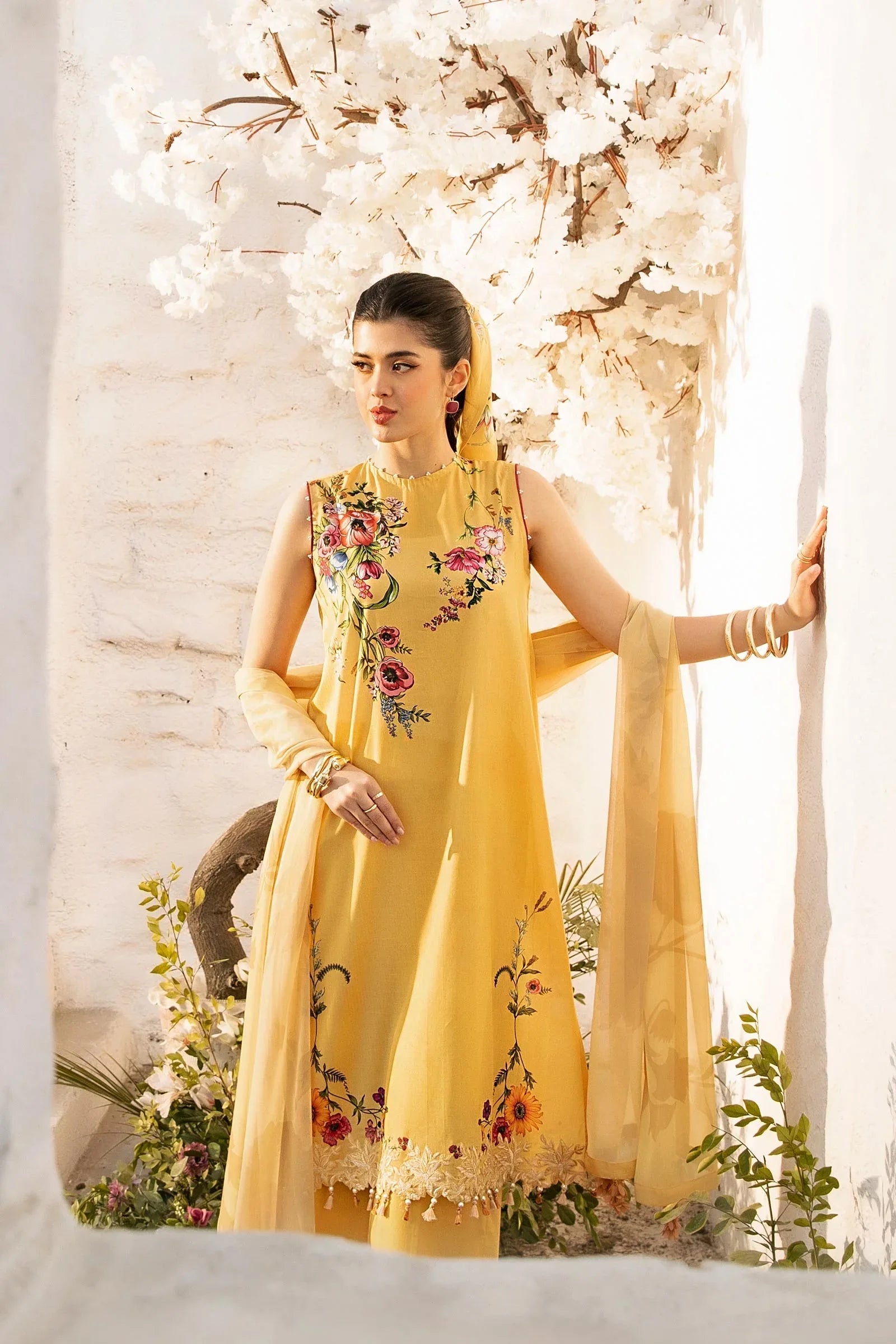 Maria B | M Basic Summer Lawn 25 | MB-CUS25-712A - Aqsa Fabrics