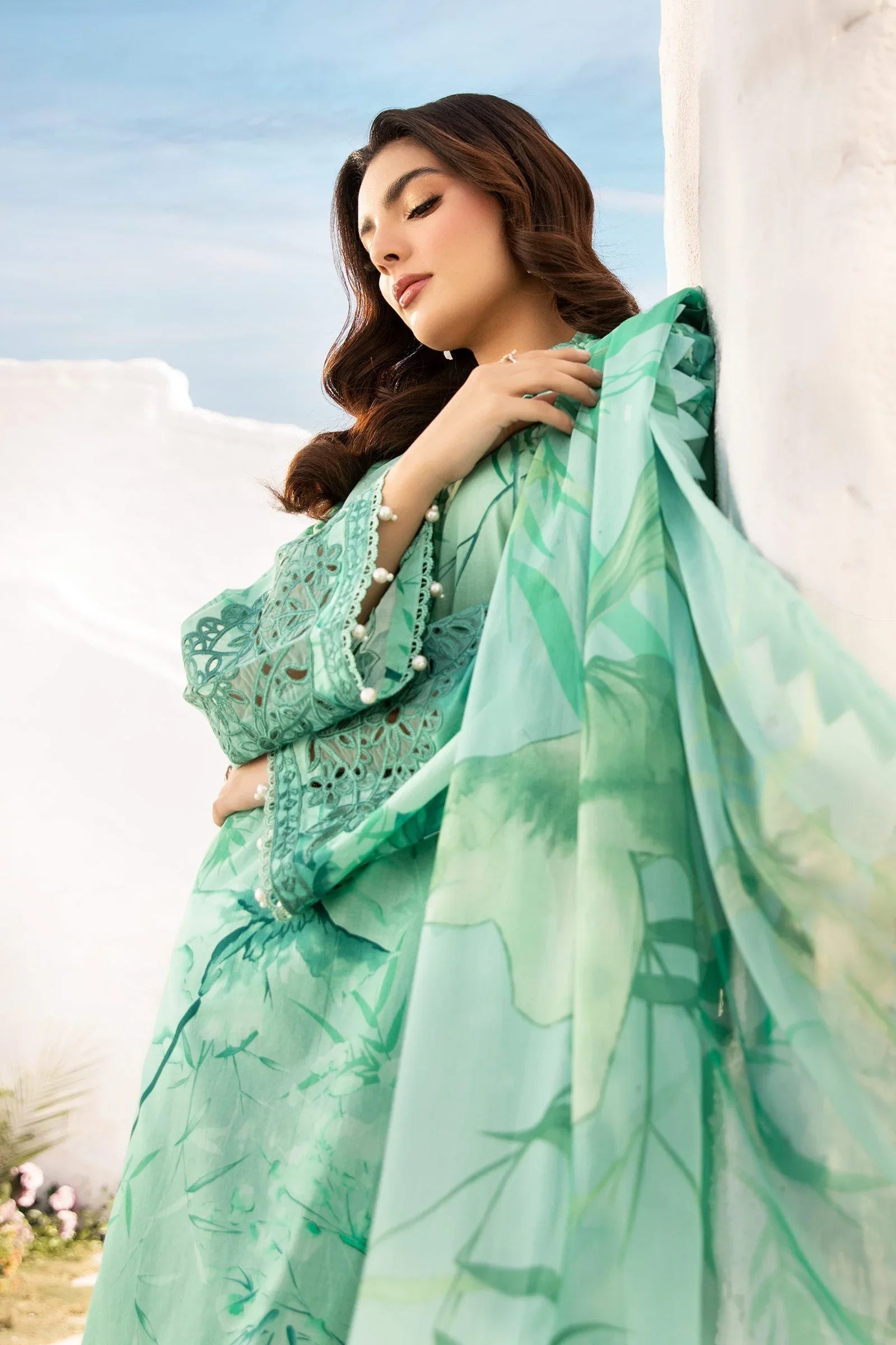 Maria B | M Basic Summer Lawn 25 | MB-CUS25-713A - Aqsa Fabrics