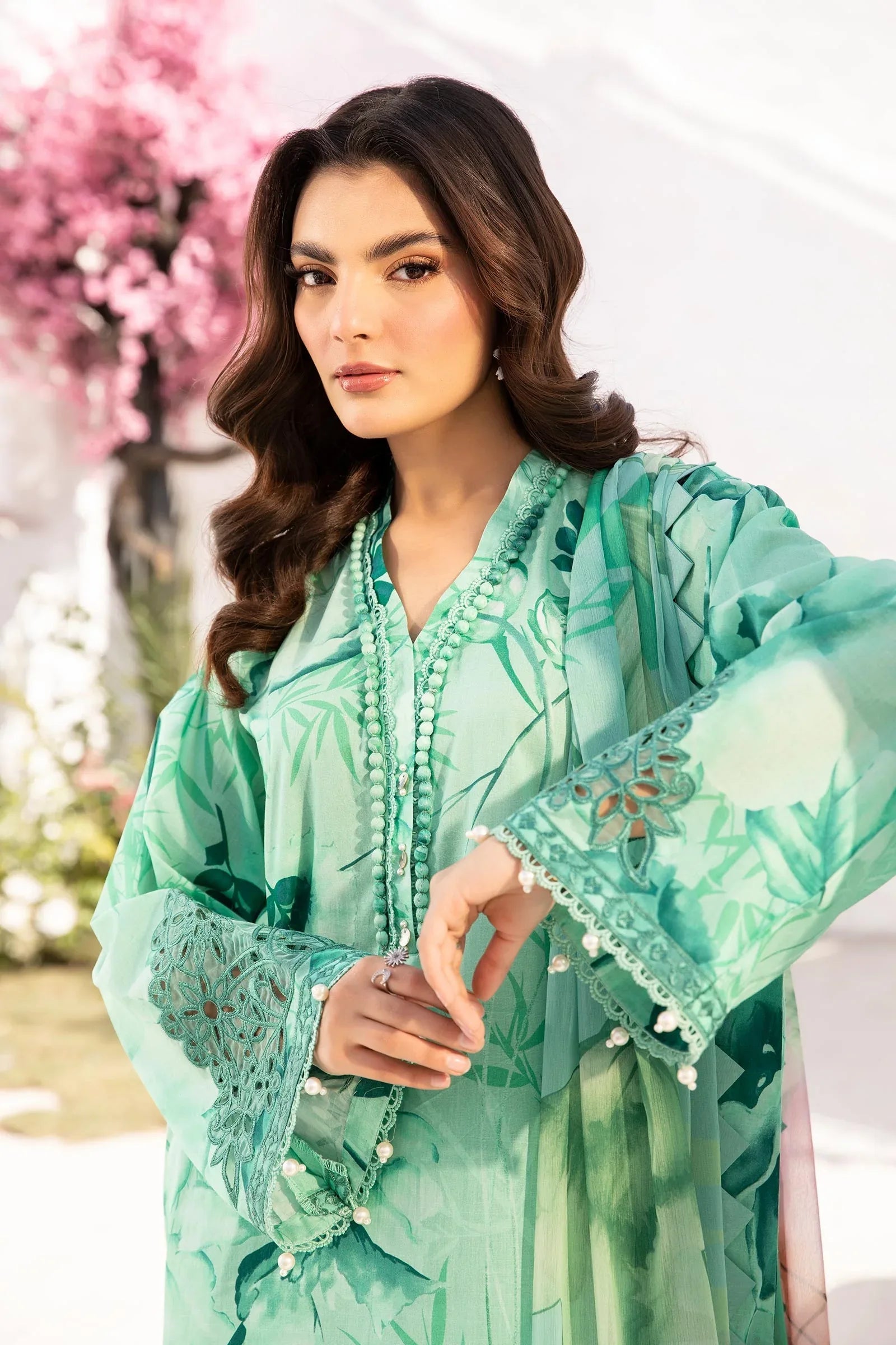 Maria B | M Basic Summer Lawn 25 | MB-CUS25-713A - Aqsa Fabrics
