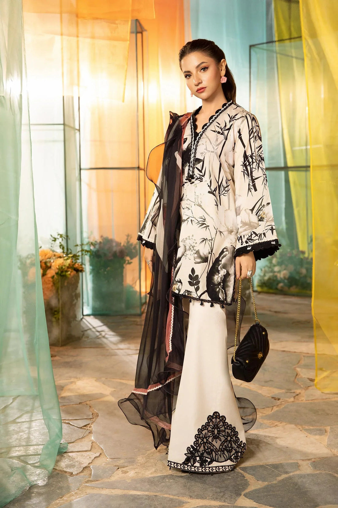 Maria B | M Basic Summer Lawn 25 | MB-CUS25-713B - Aqsa Fabrics