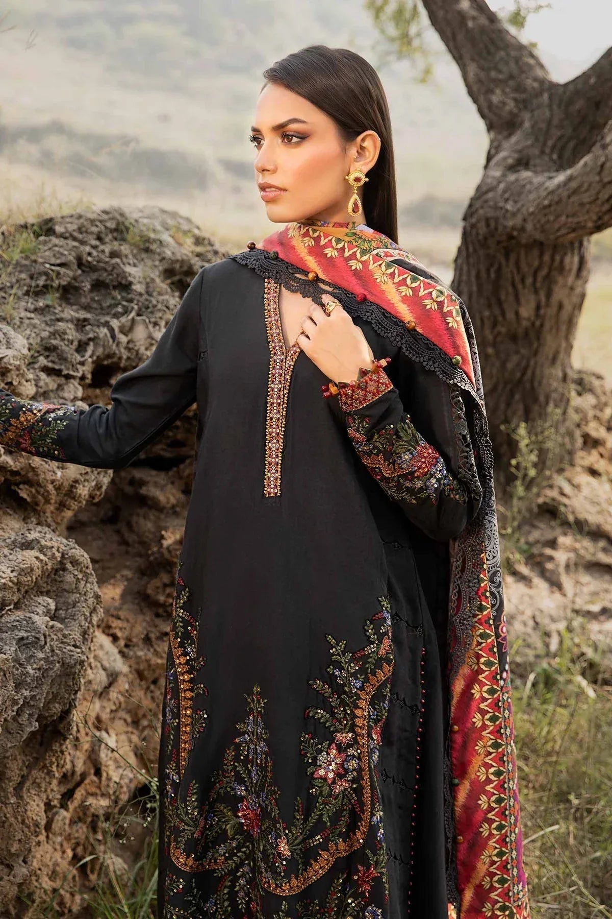 Maria B | M Prints Winter 24 | MPT-2402-B - Aqsa Fabrics