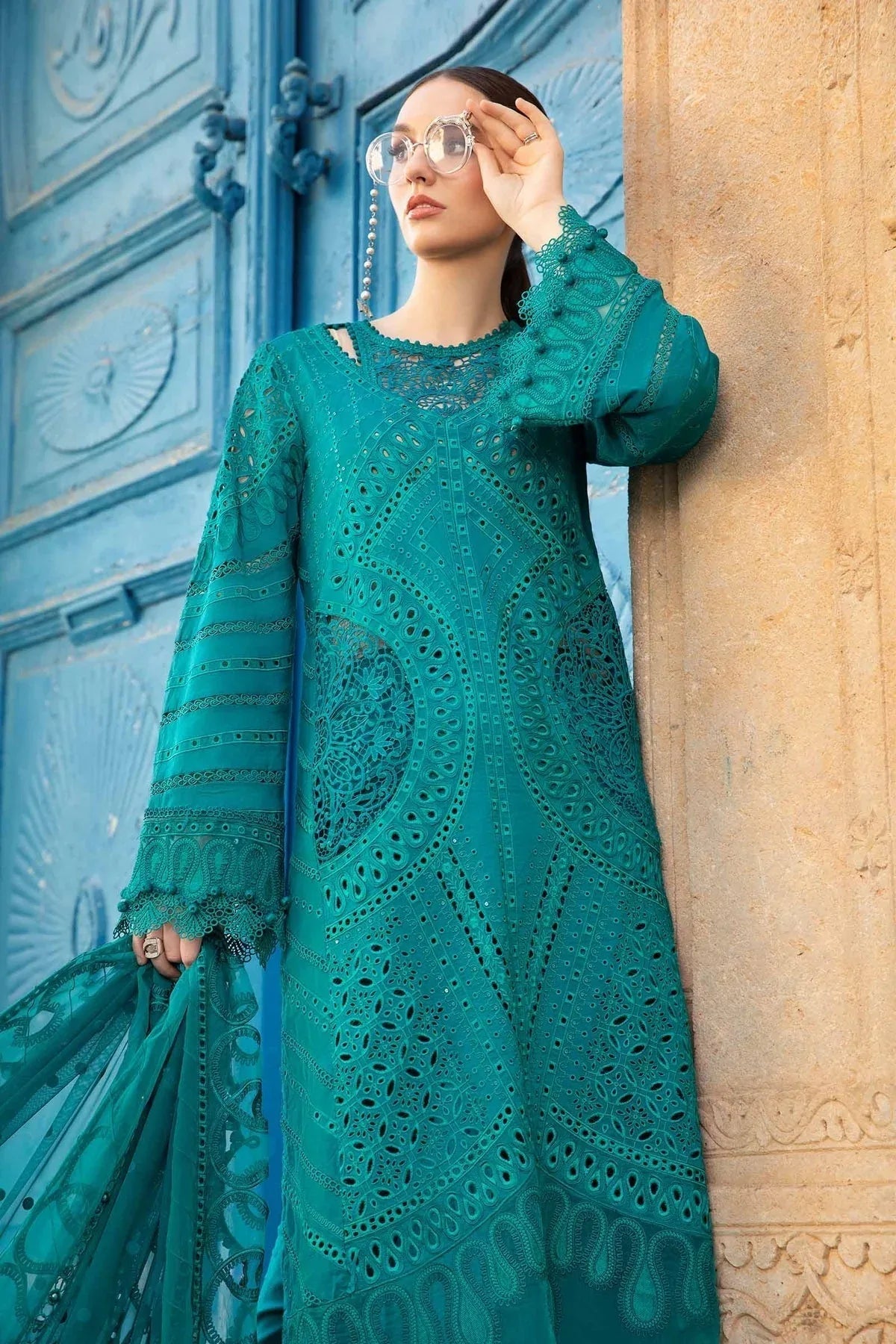 Maria B | Voyage a' Luxe Lawn | D-2402-A - Aqsa Fabrics