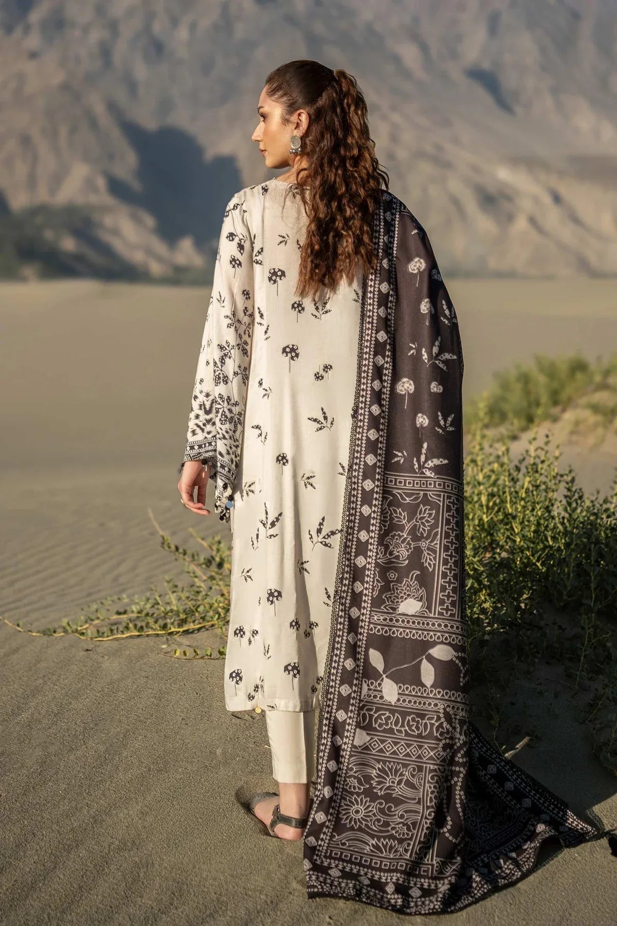 Maria B | Winter Basics 2024 |  507-A - Aqsa Fabrics