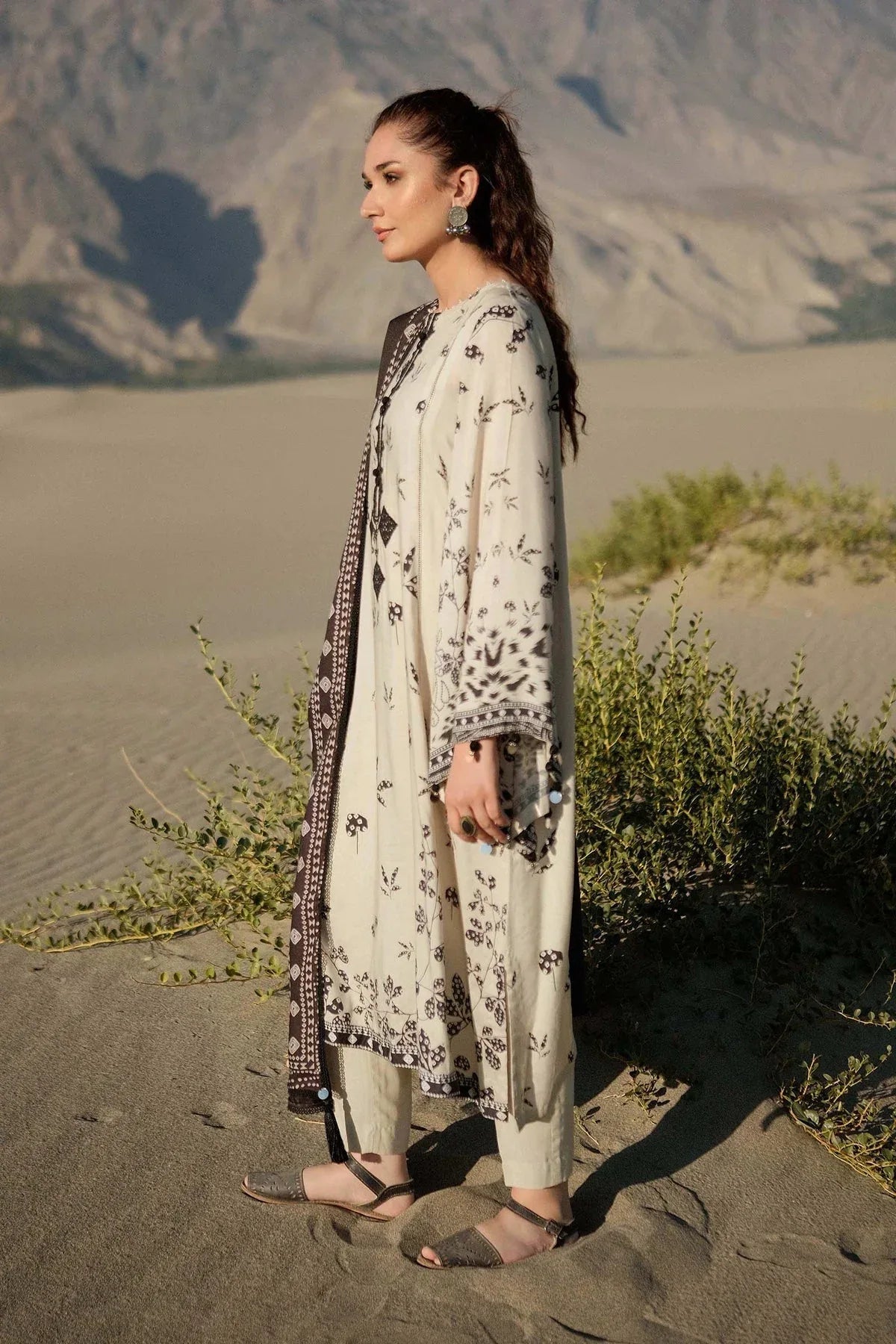 Maria B | Winter Basics 2024 |  507-A - Aqsa Fabrics