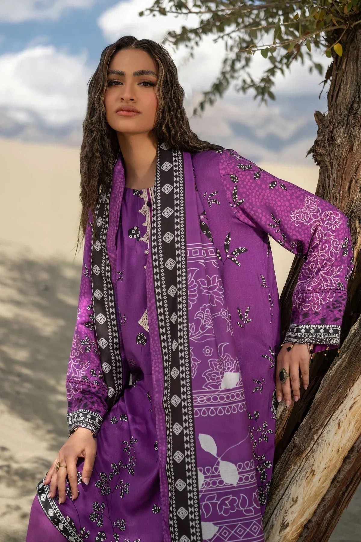 Maria B | Winter Basics 2024 |  507-B - Aqsa Fabrics