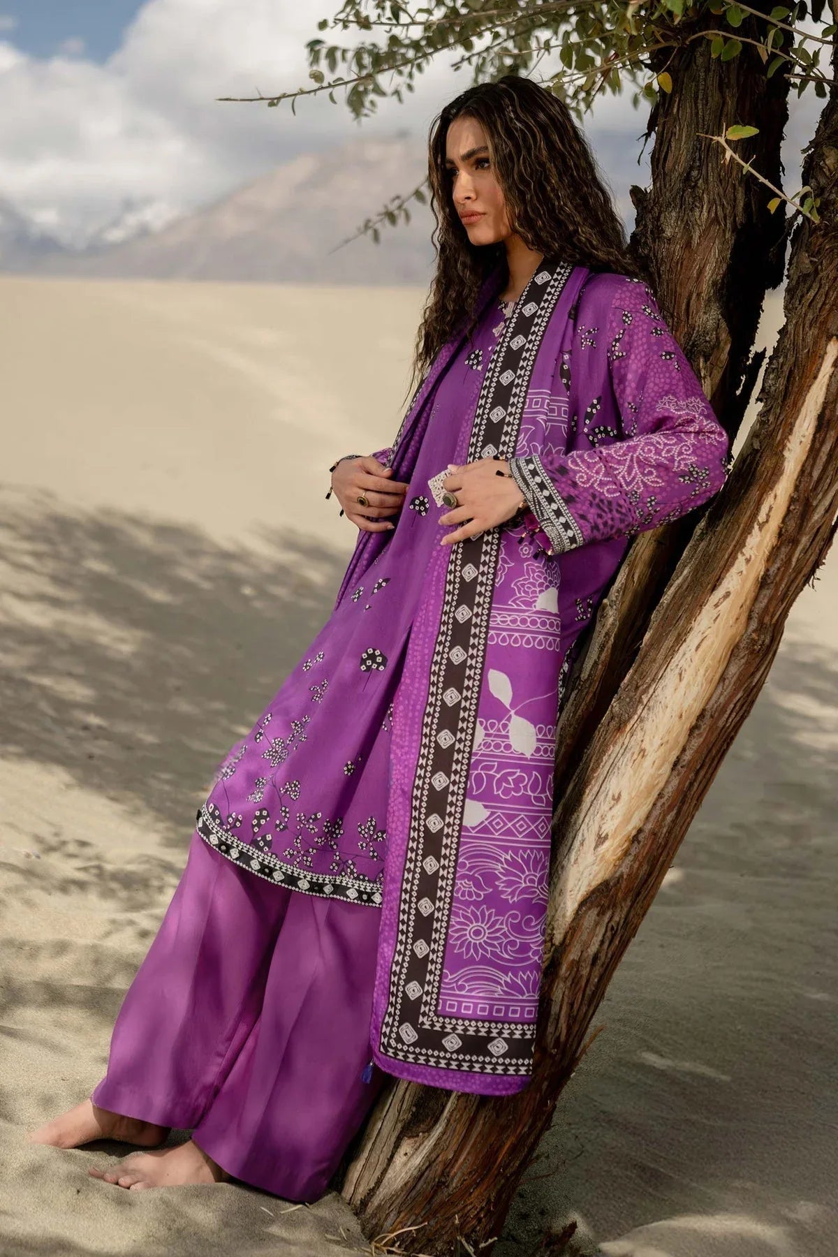 Maria B | Winter Basics 2024 |  507-B - Aqsa Fabrics