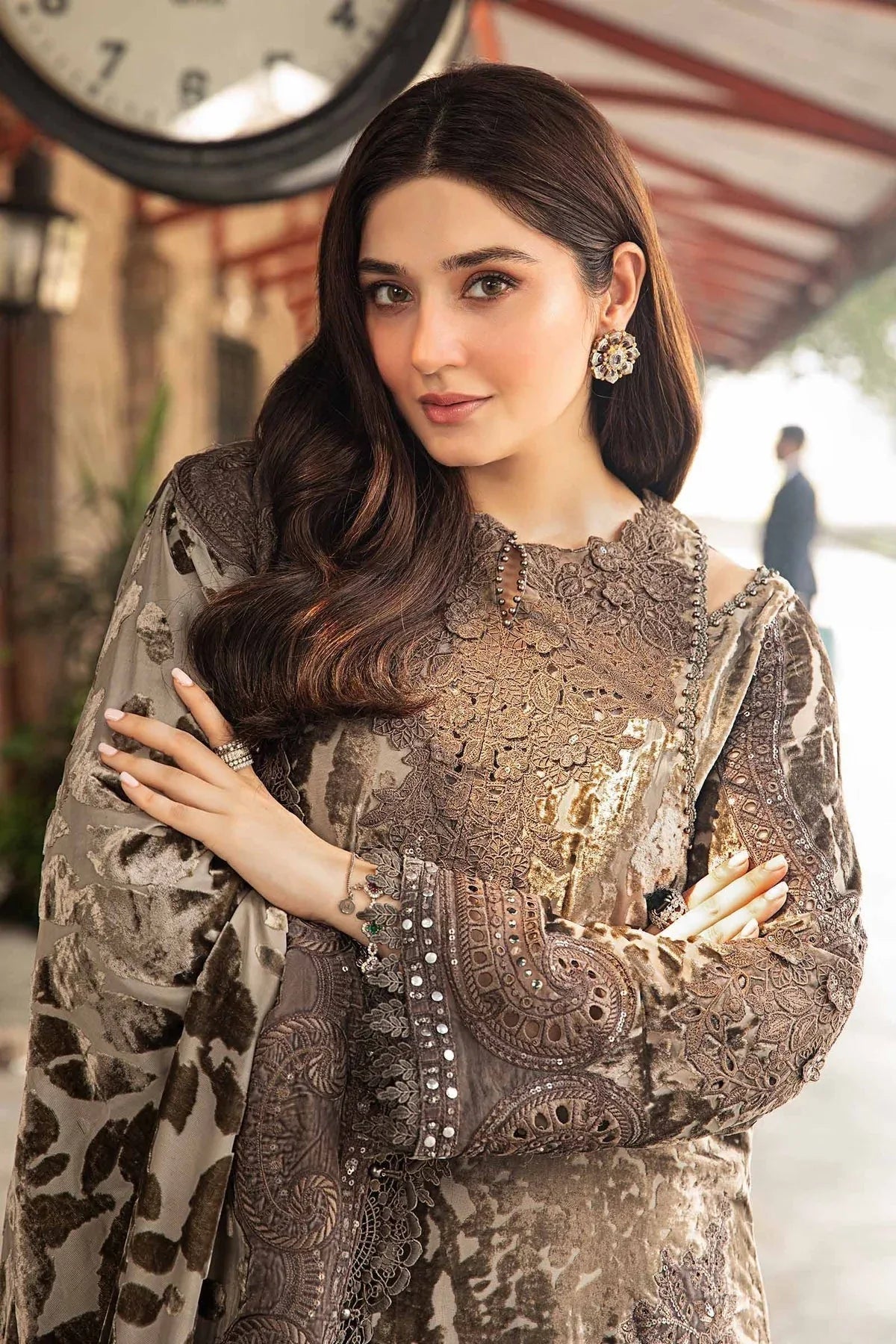 Maria B | Winter Luxe 24 | DL-1201 - Aqsa Fabrics