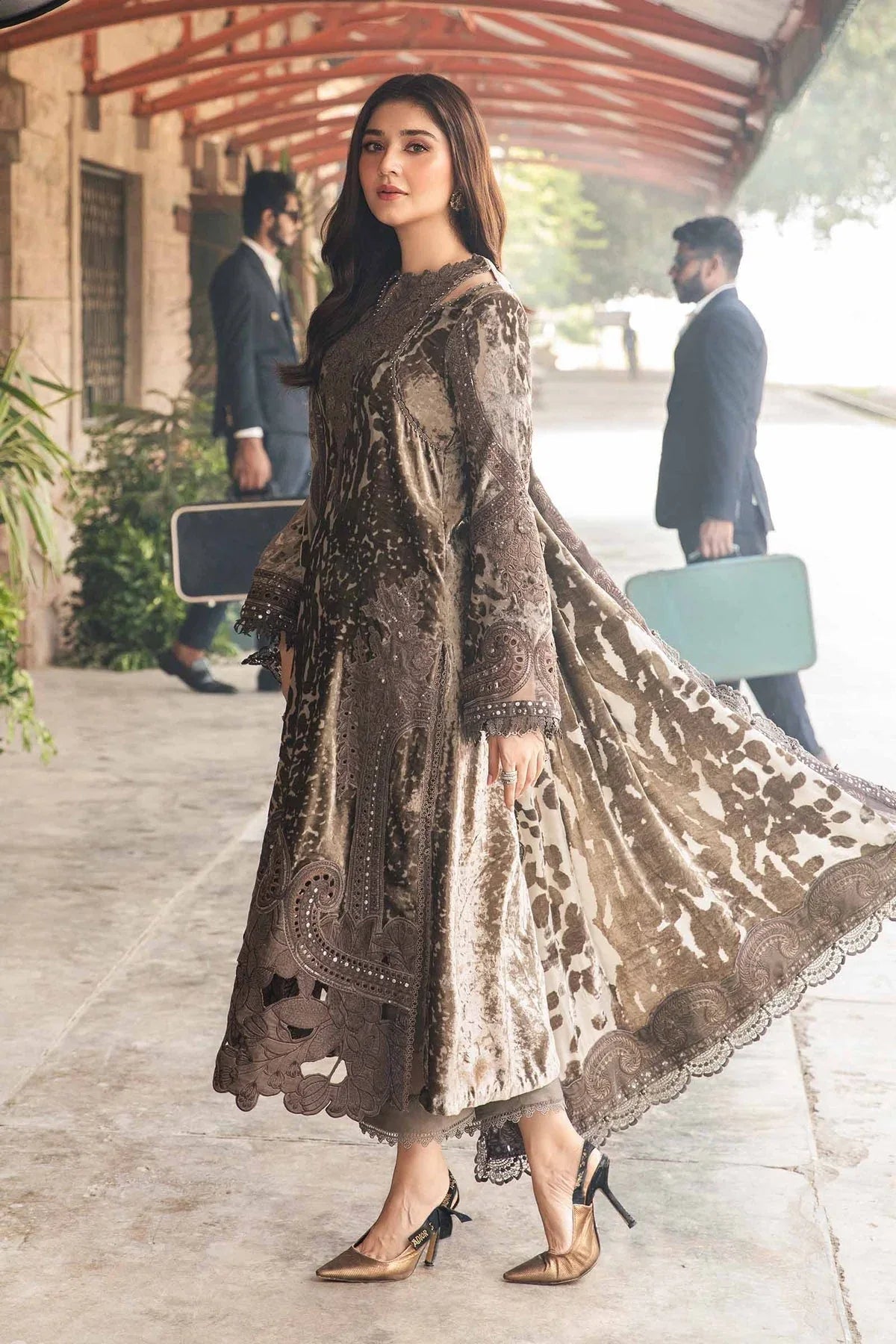 Maria B | Winter Luxe 24 | DL-1201 - Aqsa Fabrics