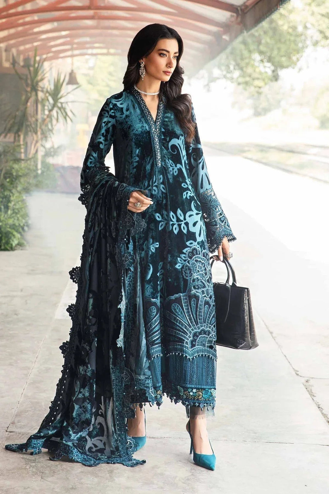 Maria B | Winter Luxe 24 | DL-1203 - Aqsa Fabrics