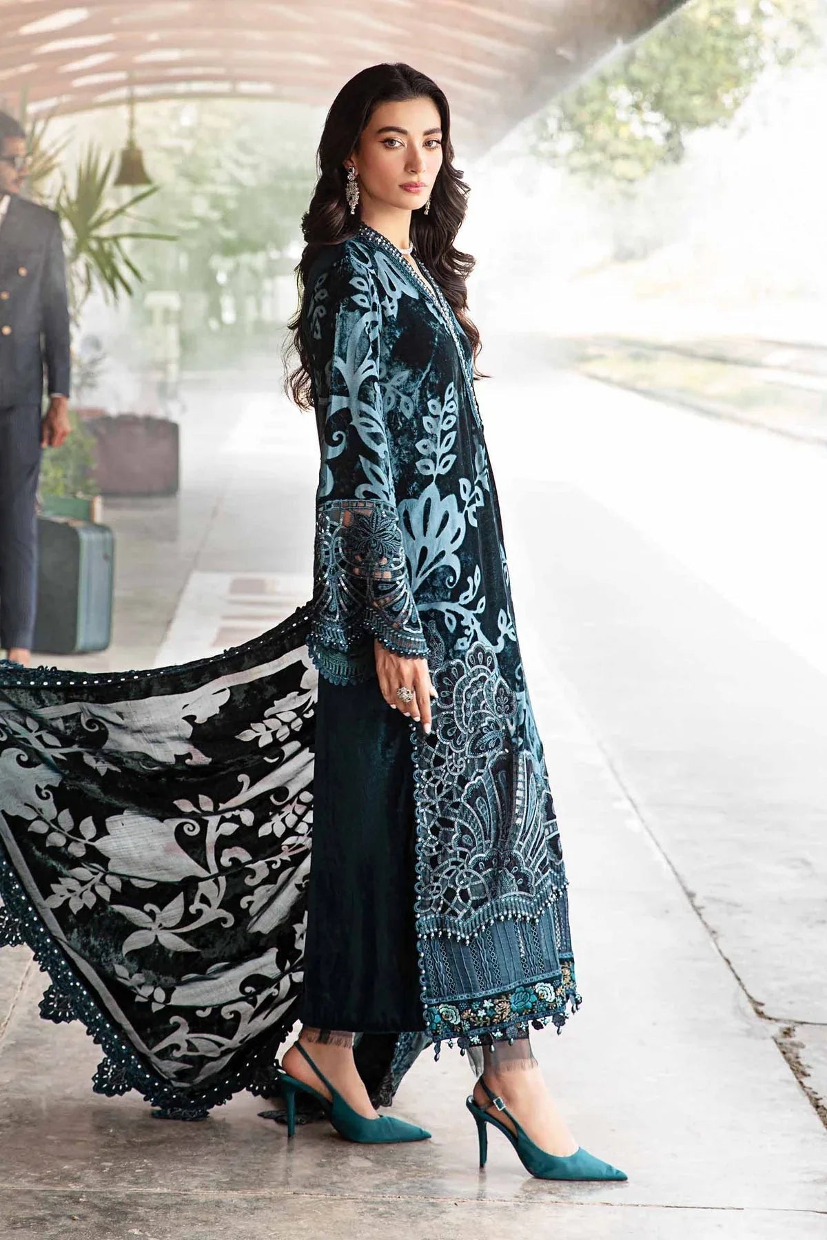 Maria B | Winter Luxe 24 | DL-1203 - Aqsa Fabrics