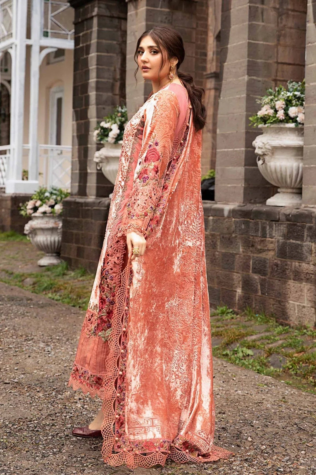 Maria B | Winter Luxe 24 | DL-1206 - Aqsa Fabrics