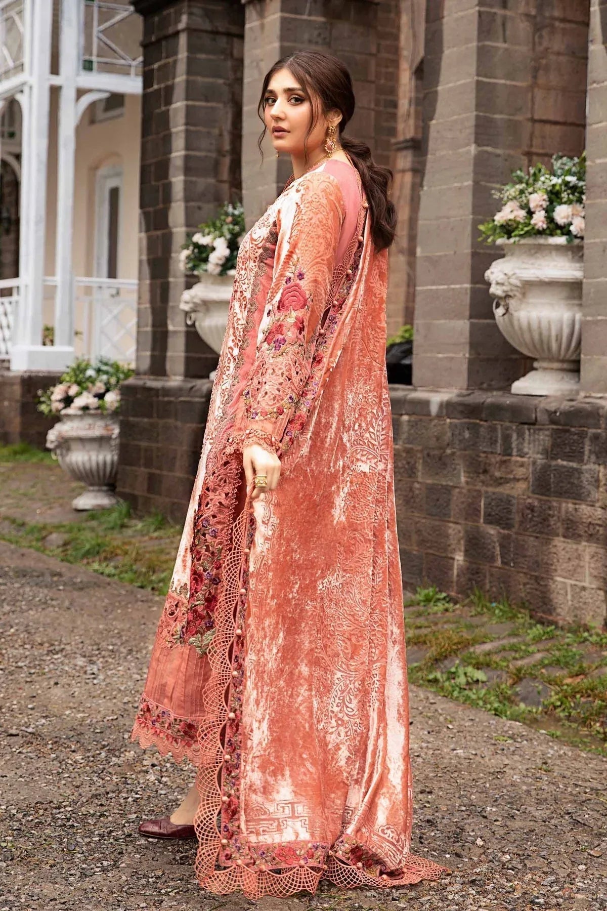 Maria B | Winter Luxe 24 | DL-1206 - Aqsa Fabrics