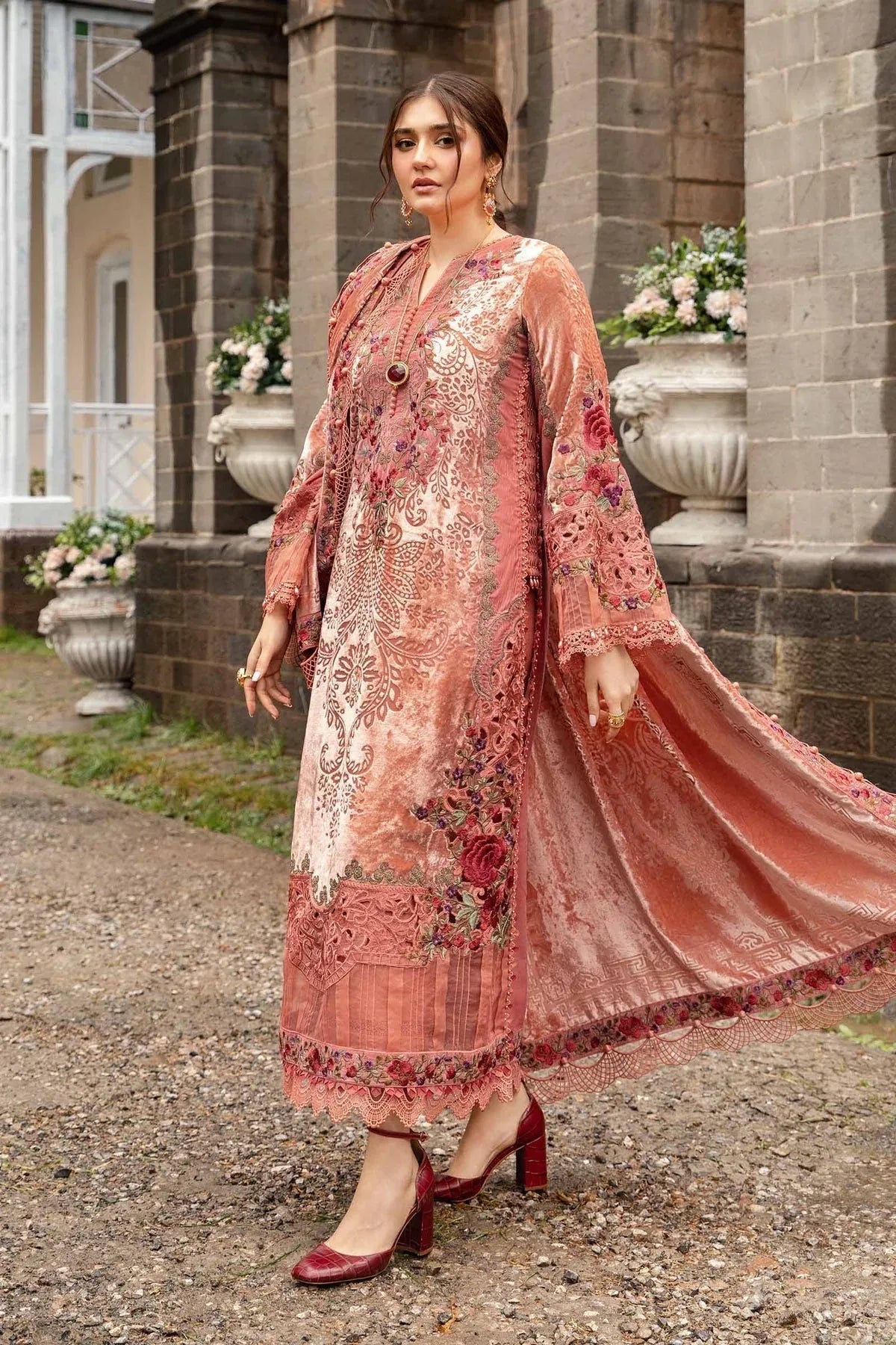 Maria B | Winter Luxe 24 | DL-1206 - Aqsa Fabrics