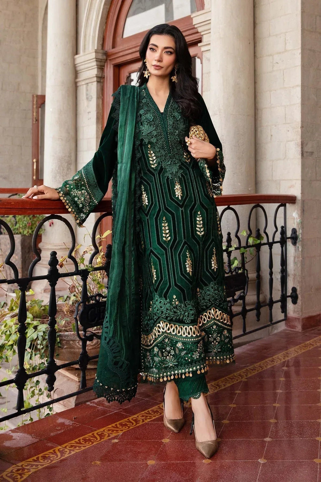 Maria B | Winter Luxe 24 | DL-1212 - Aqsa Fabrics