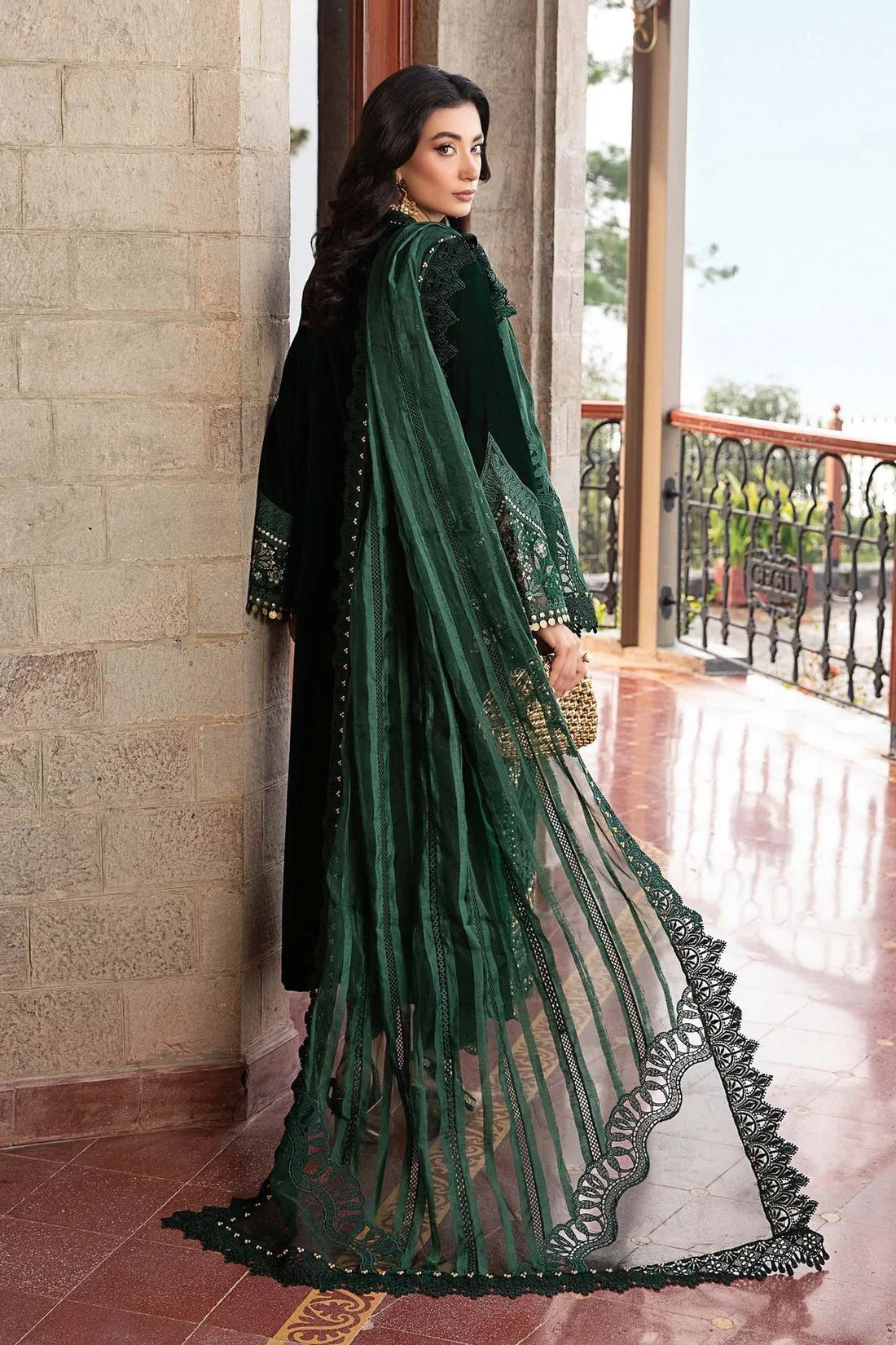 Maria B | Winter Luxe 24 | DL-1212 - Aqsa Fabrics