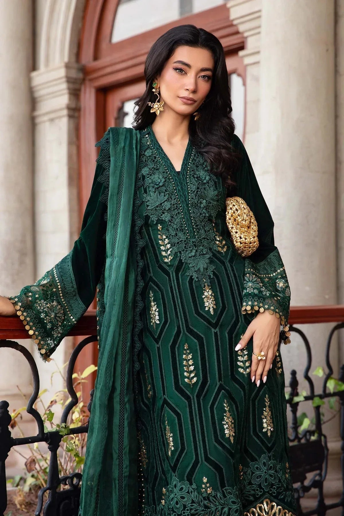 Maria B | Winter Luxe 24 | DL-1212 - Aqsa Fabrics