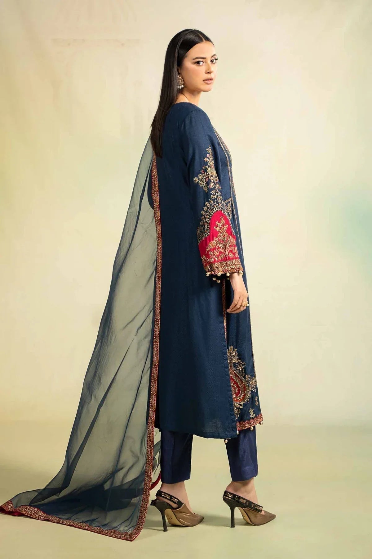 Maria b | Casual Pret 2024 | DW-W24-111 - Aqsa Fabrics