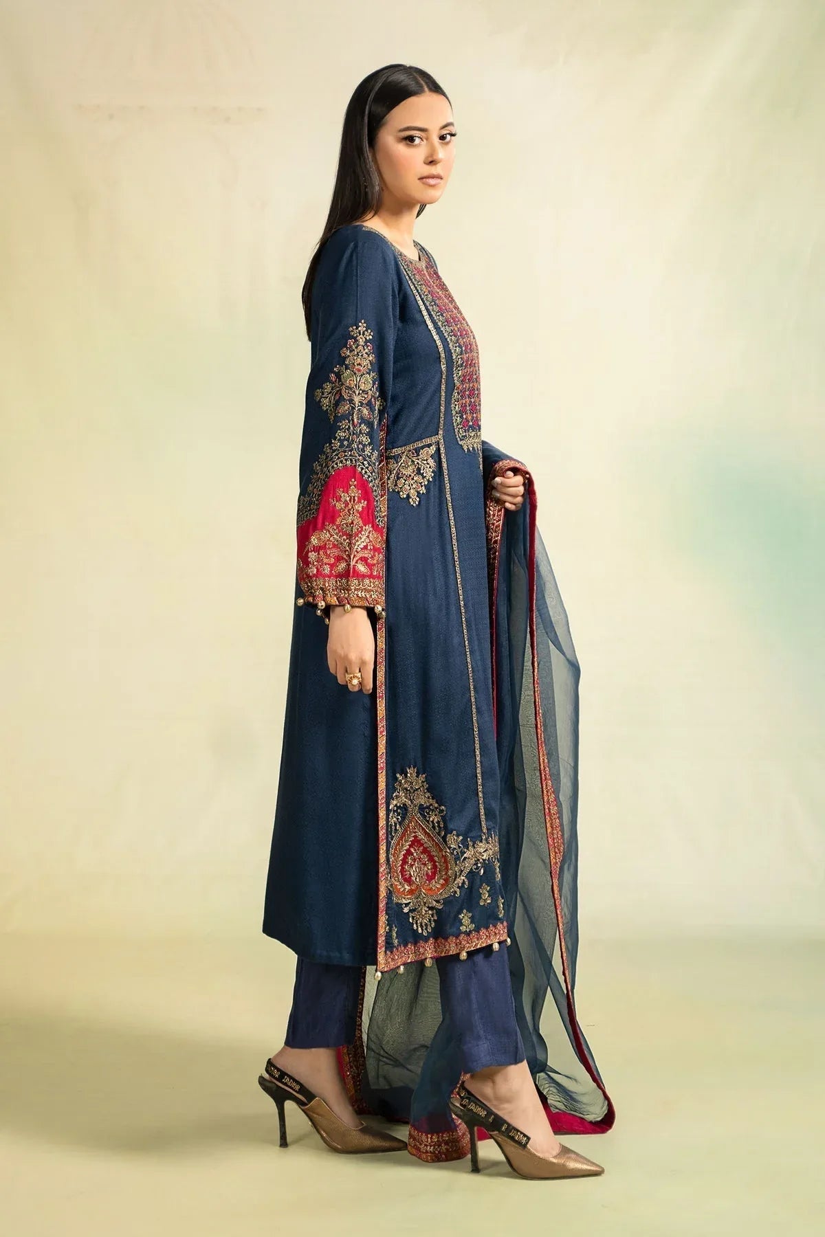 Maria b | Casual Pret 2024 | DW-W24-111 - Aqsa Fabrics