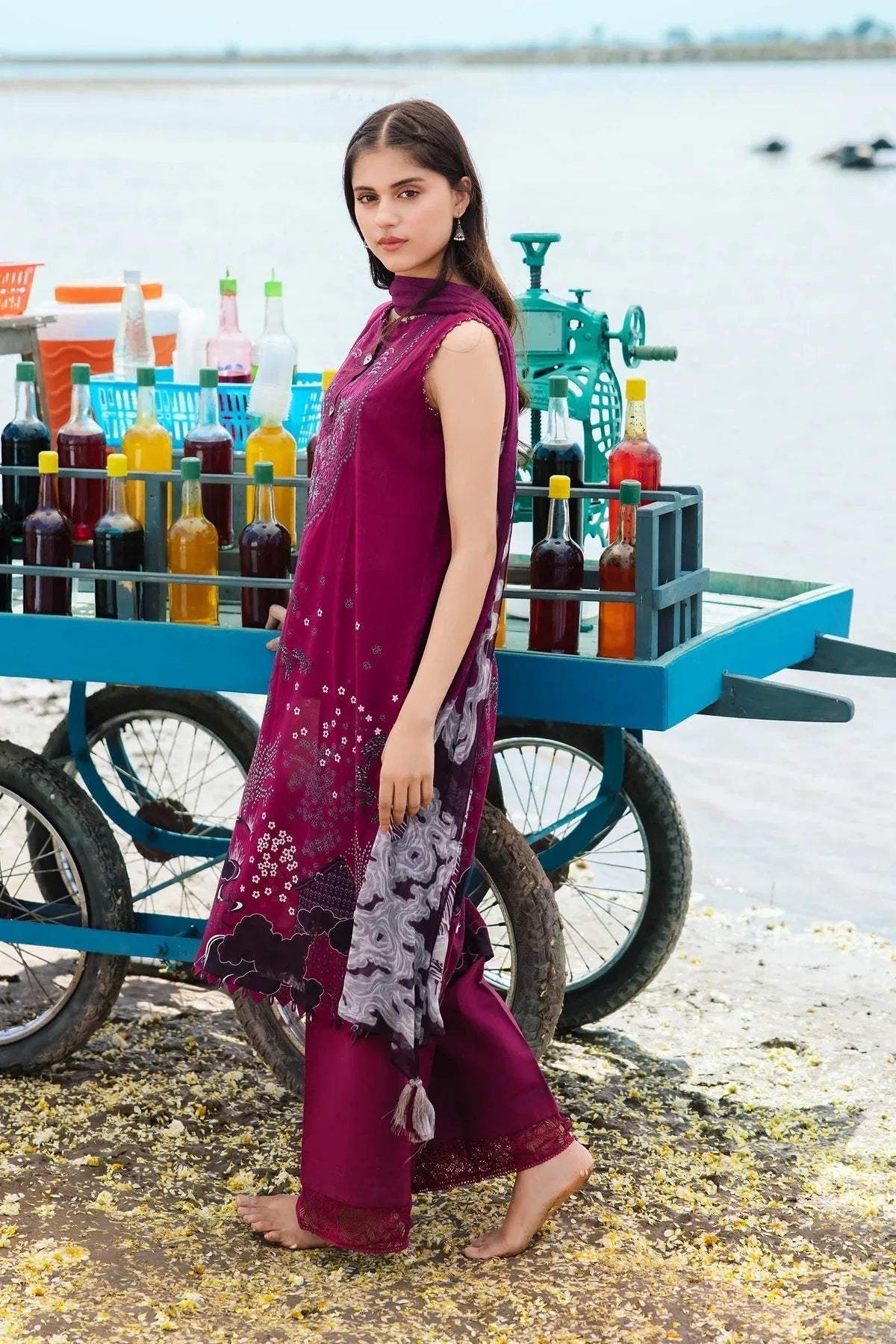 Maria b | M Basics Lawn | 403-B - Aqsa Fabrics