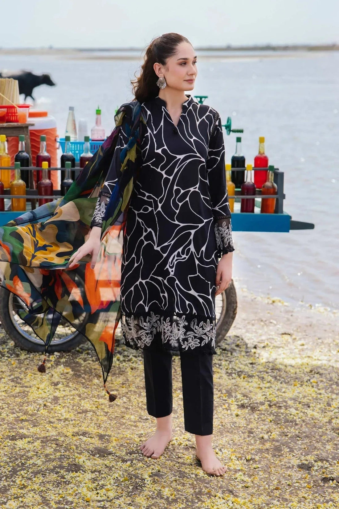 Maria b | M Basics Lawn | 404-B - Aqsa Fabrics