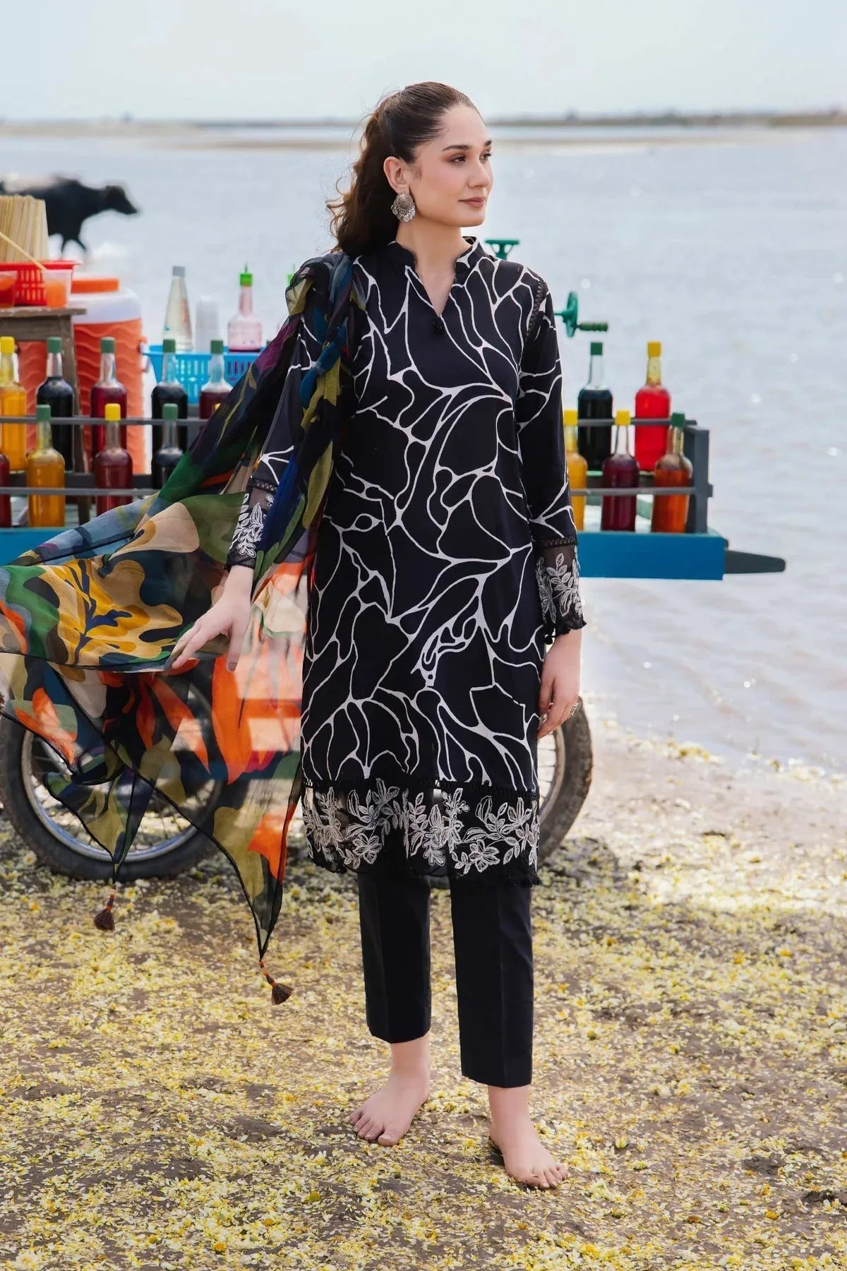 Maria b | M Basics Lawn | 404-B - Aqsa Fabrics