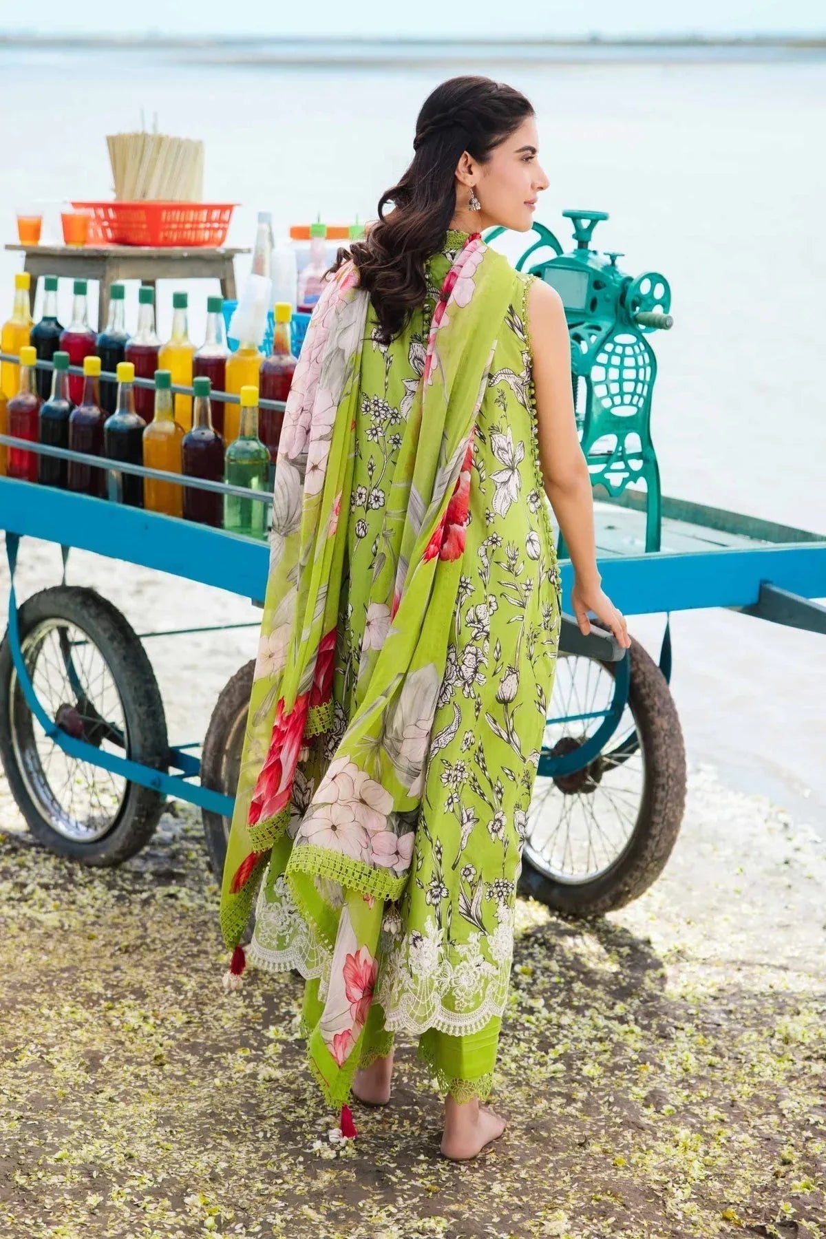 Maria b | M Basics Lawn | 405-B - Aqsa Fabrics