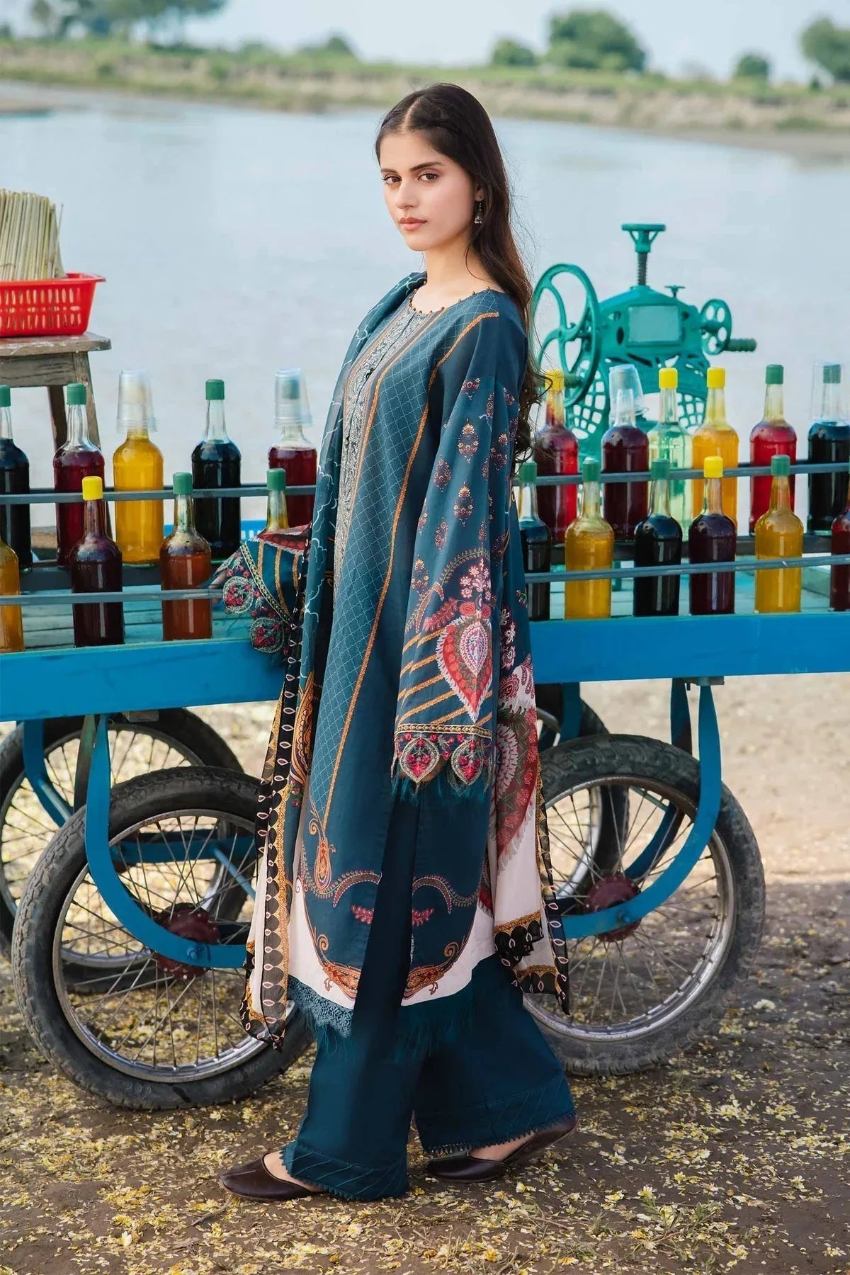 Maria b | M Basics Lawn | 407-A - Aqsa Fabrics