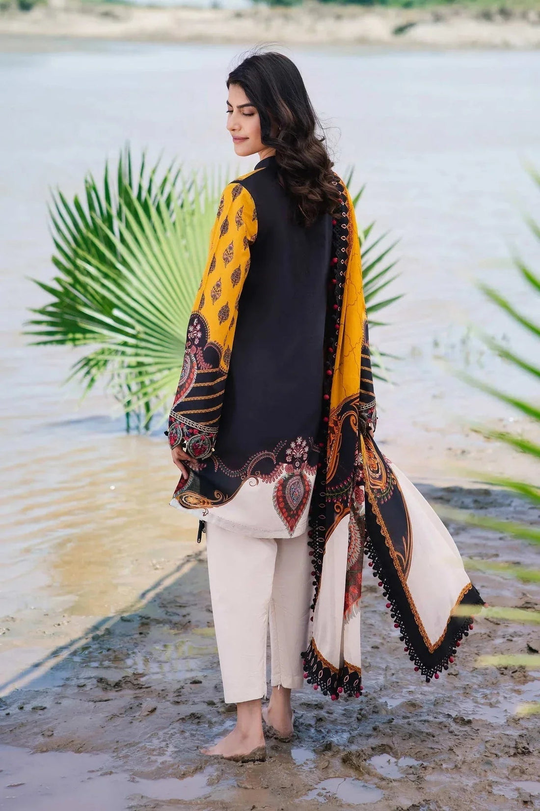 Maria b | M Basics Lawn | 407-B - Aqsa Fabrics
