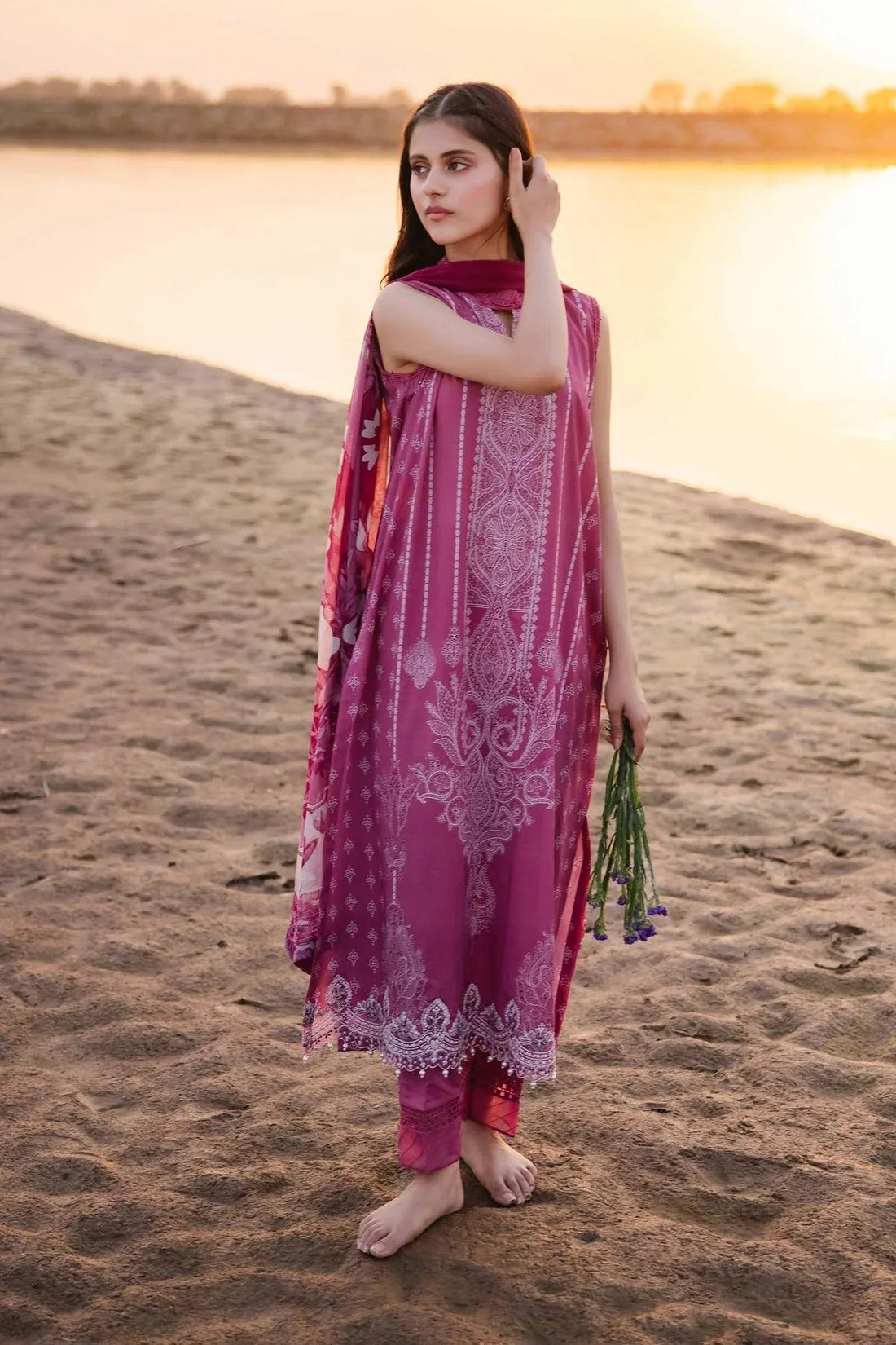 Maria b | M Basics Lawn | 408-B - Aqsa Fabrics