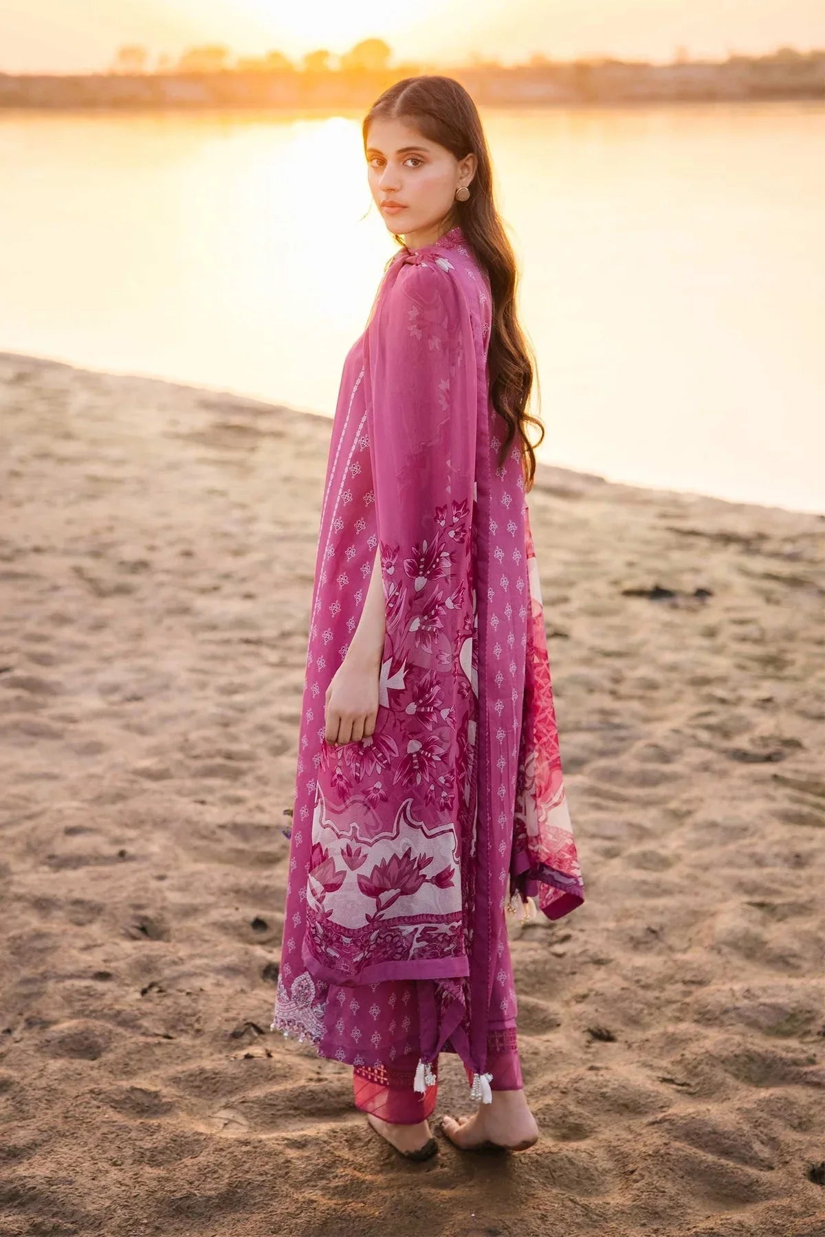Maria b | M Basics Lawn | 408-B - Aqsa Fabrics