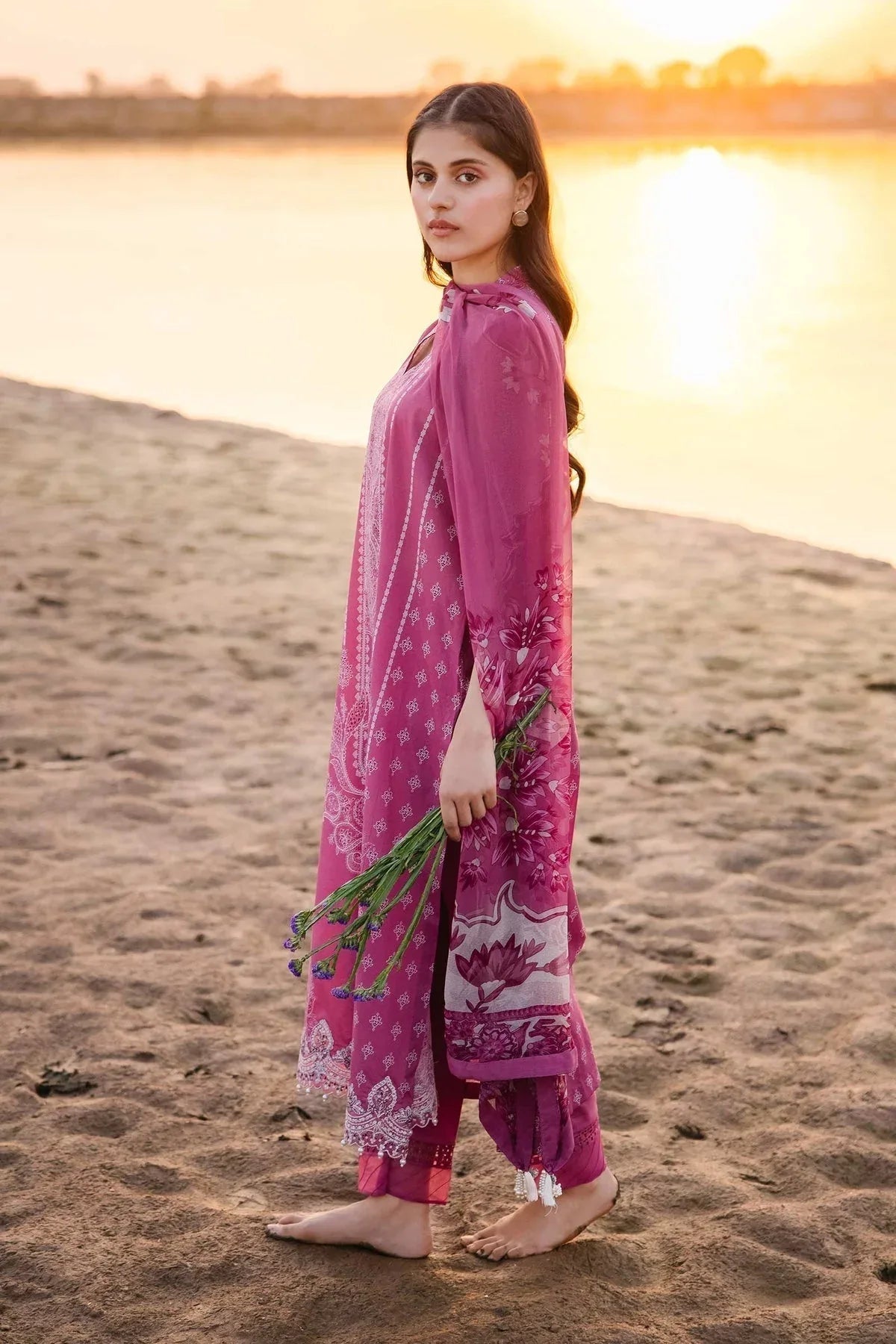 Maria b | M Basics Lawn | 408-B - Aqsa Fabrics
