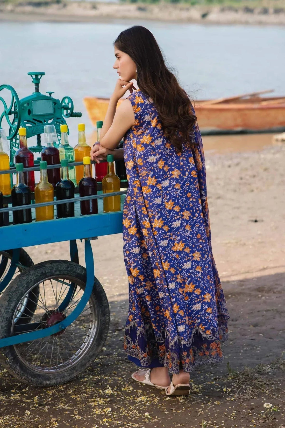 Maria b | M Basics Lawn | 409-B - Aqsa Fabrics