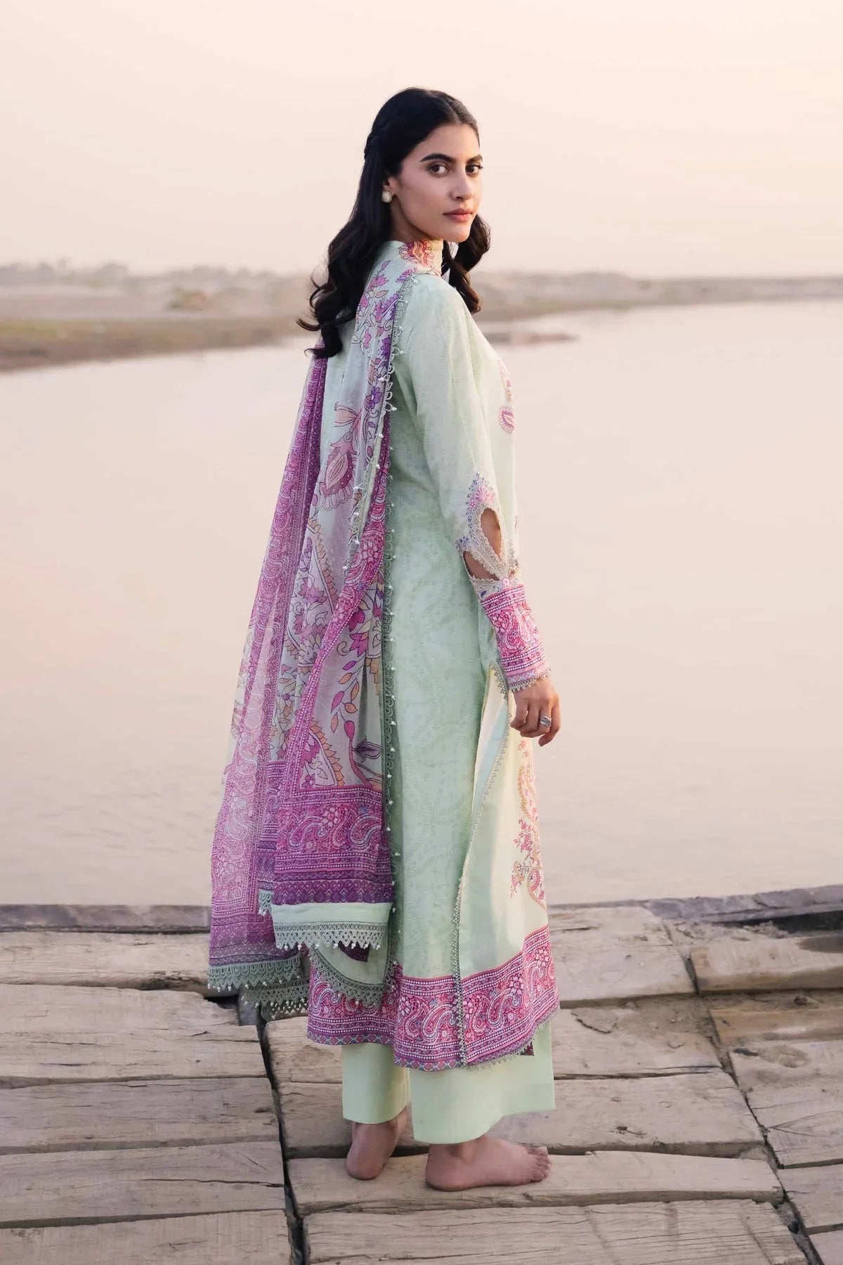Maria b | M Basics Lawn | 410-A - Aqsa Fabrics