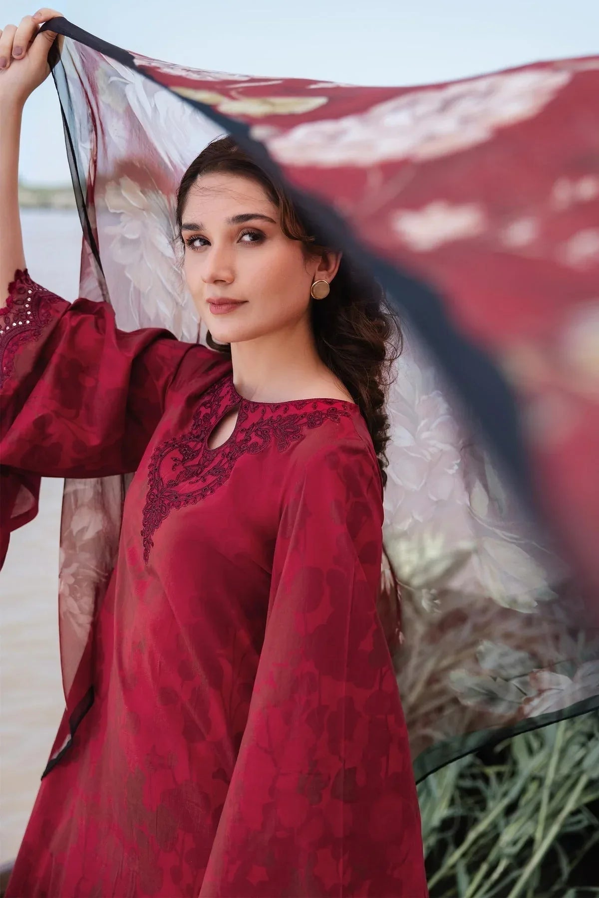 Maria b | M Basics Lawn | 411-A - Aqsa Fabrics
