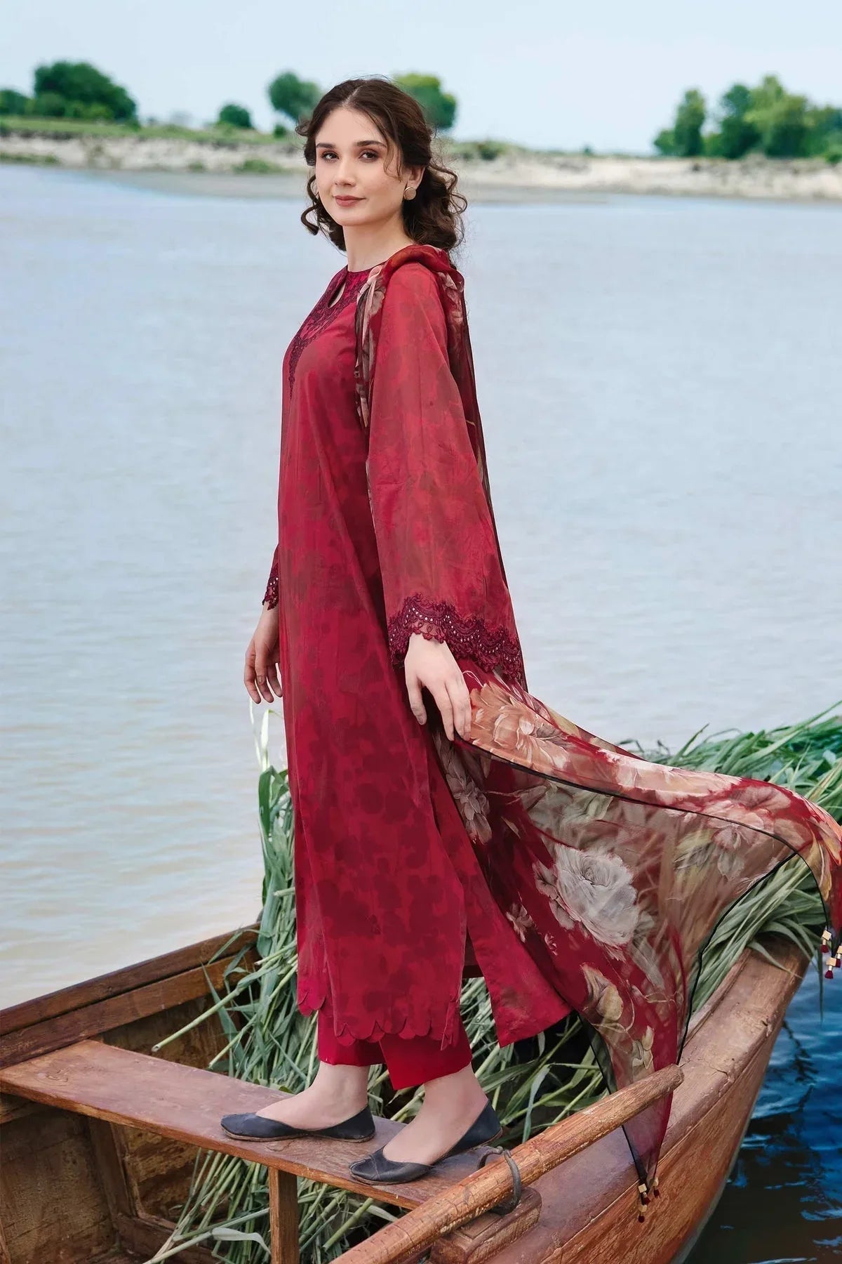 Maria b | M Basics Lawn | 411-A - Aqsa Fabrics
