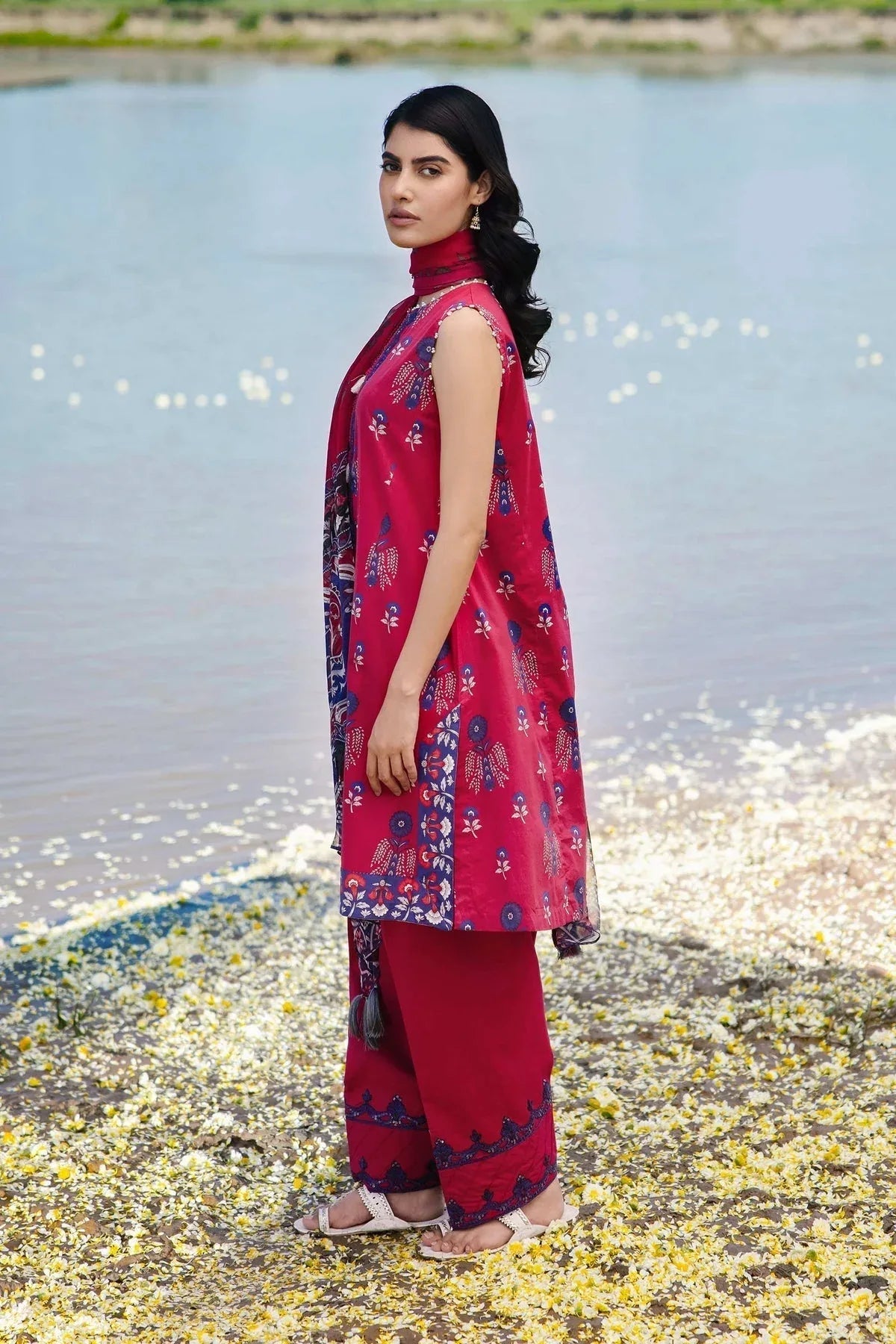 Maria b | M Basics Lawn | 412-B - Aqsa Fabrics