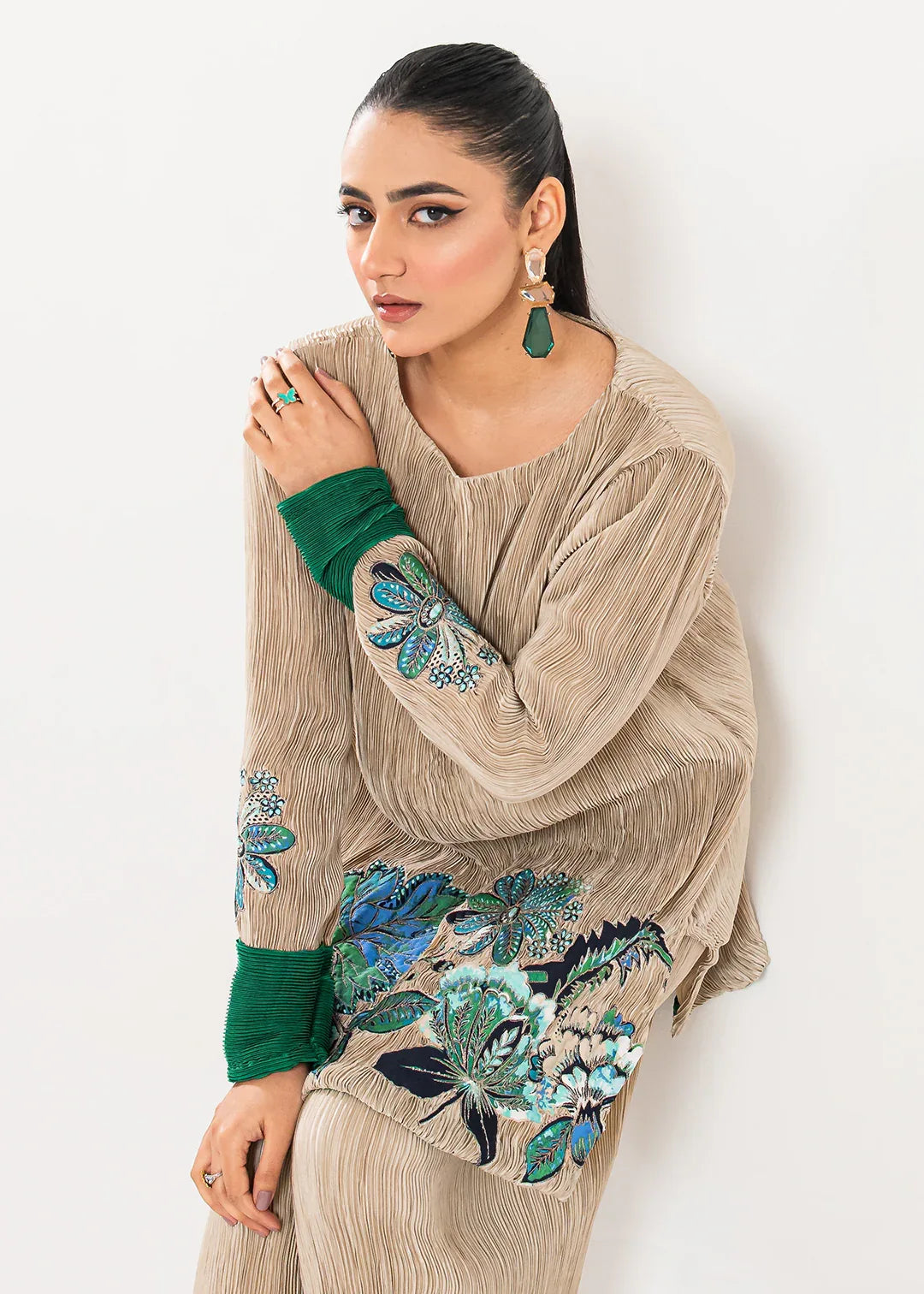 Maria Osama Khan | Claire Pleated Silk | Stardust - Aqsa Fabrics