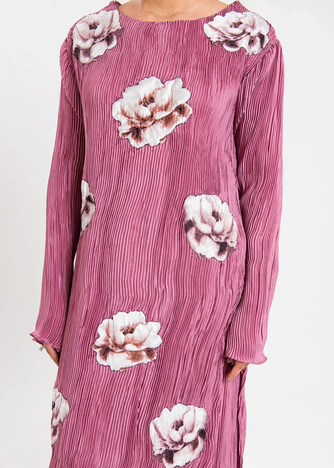 Maria Osama Khan | Claire Pleated Silk | Rosy - Aqsa Fabrics