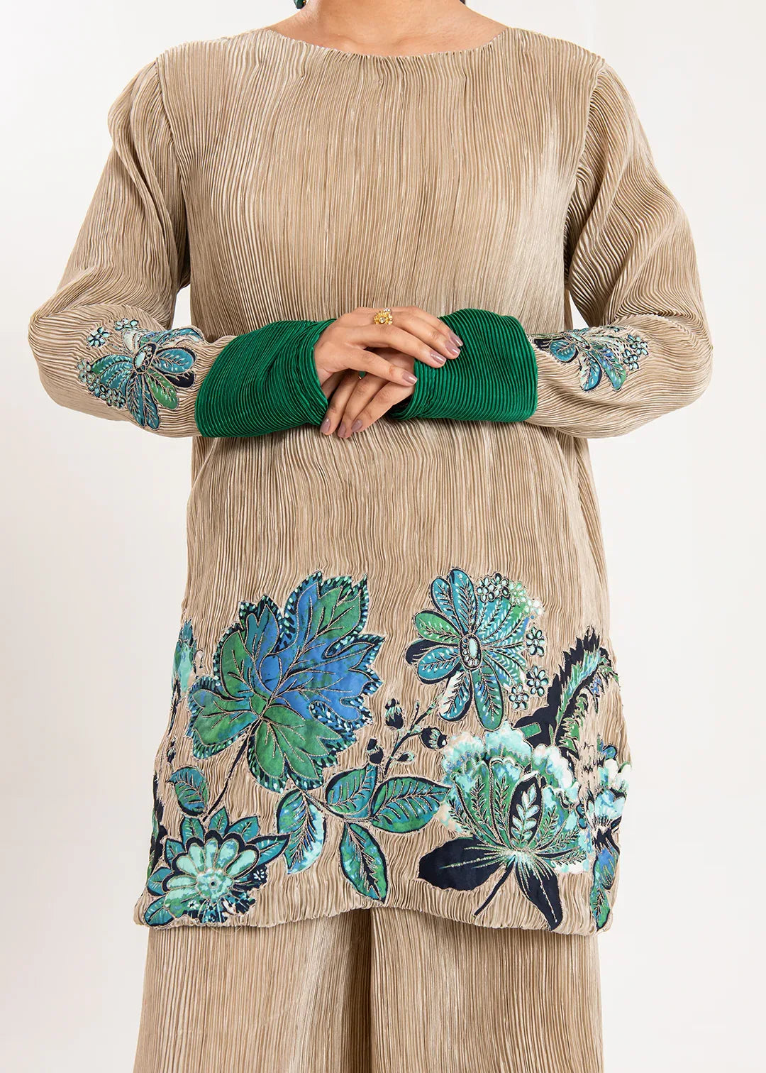 Maria Osama Khan | Claire Pleated Silk | Stardust - Aqsa Fabrics