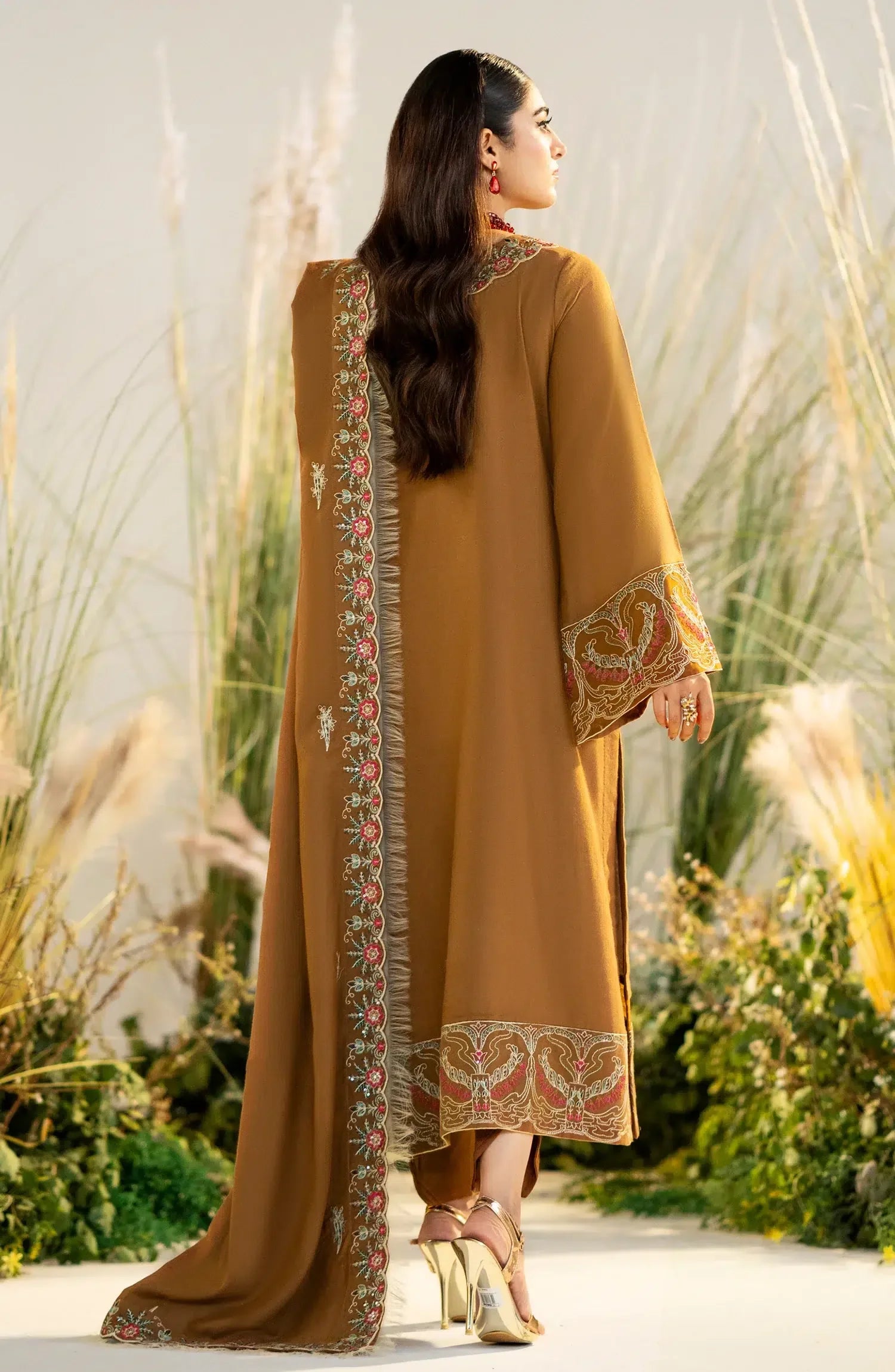 Maryum N Maria | Shehr Bano Winter 23 | HARLEEN MW23564 - Aqsa Fabrics