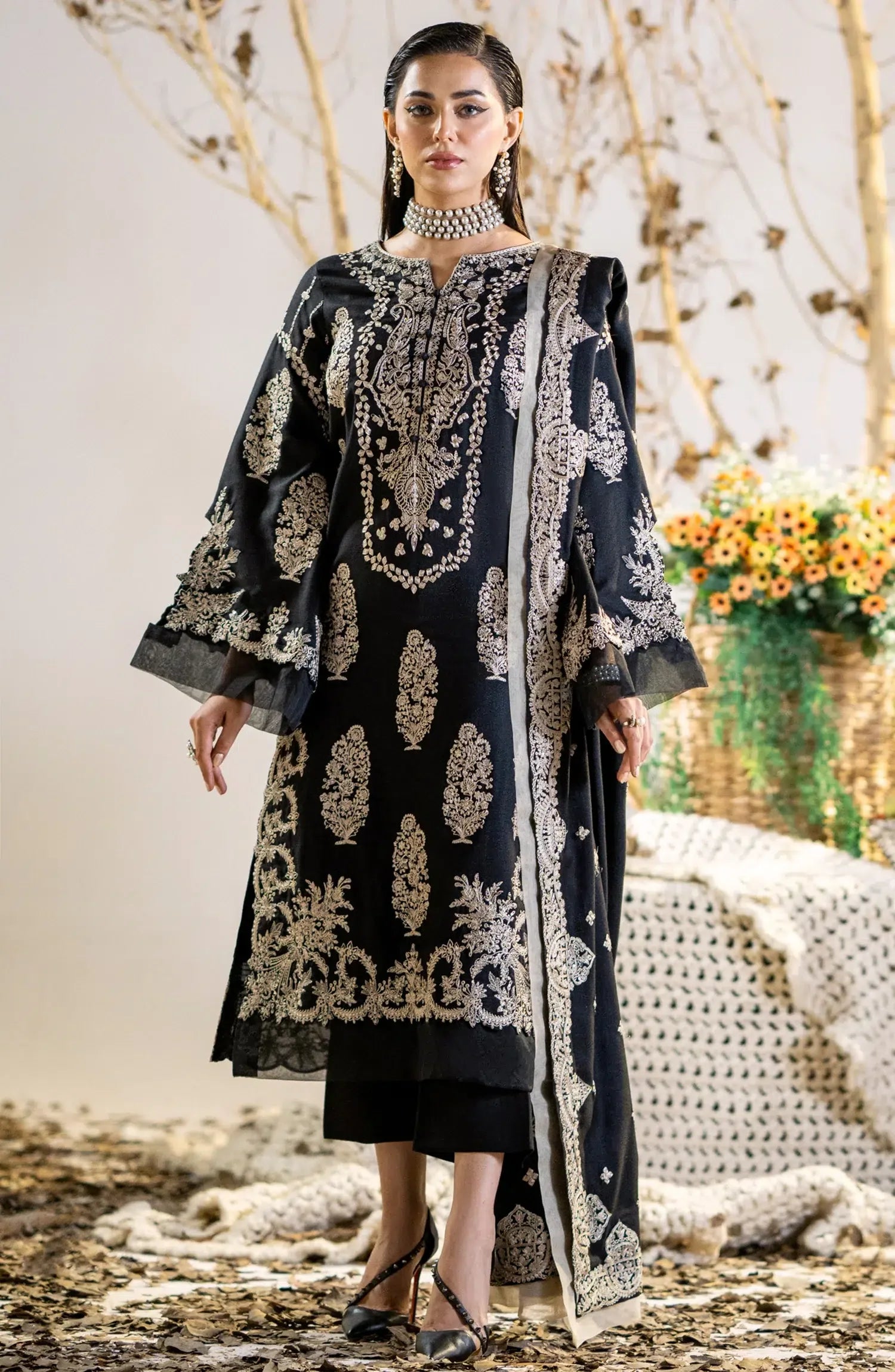 Maryum N Maria | Shehr Bano Winter 23 | KAJOL MW23561 - Aqsa Fabrics