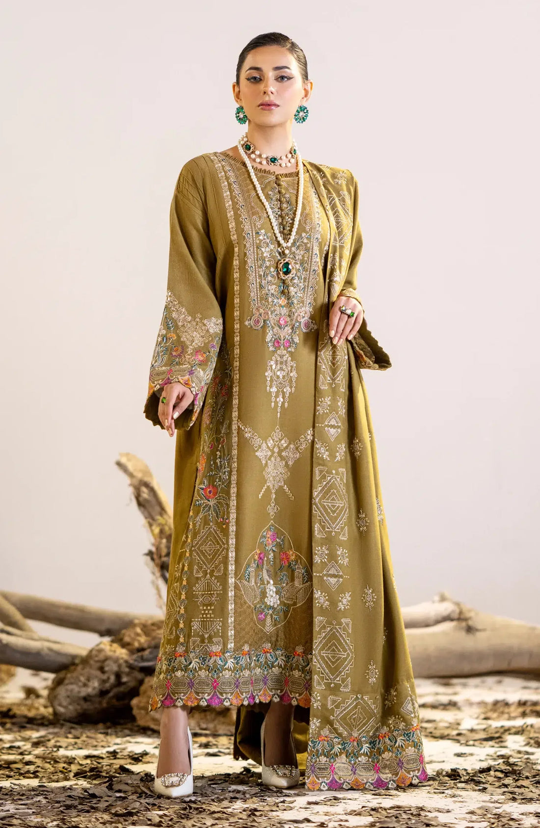 Maryum N Maria | Shehr Bano Winter 23 | HADIYAH MW23553 - Aqsa Fabrics