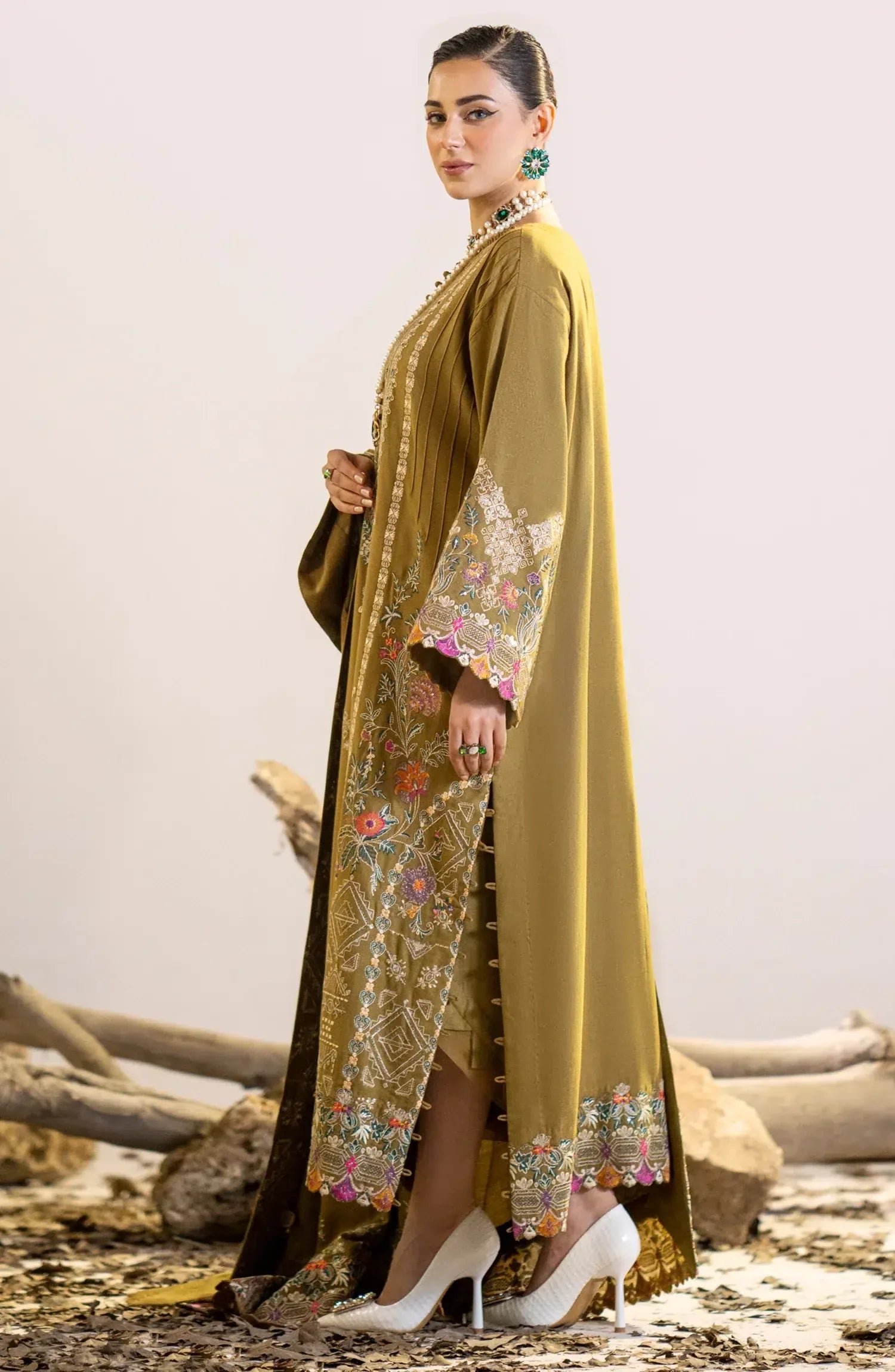 Maryum N Maria | Shehr Bano Winter 23 | HADIYAH MW23553 - Aqsa Fabrics