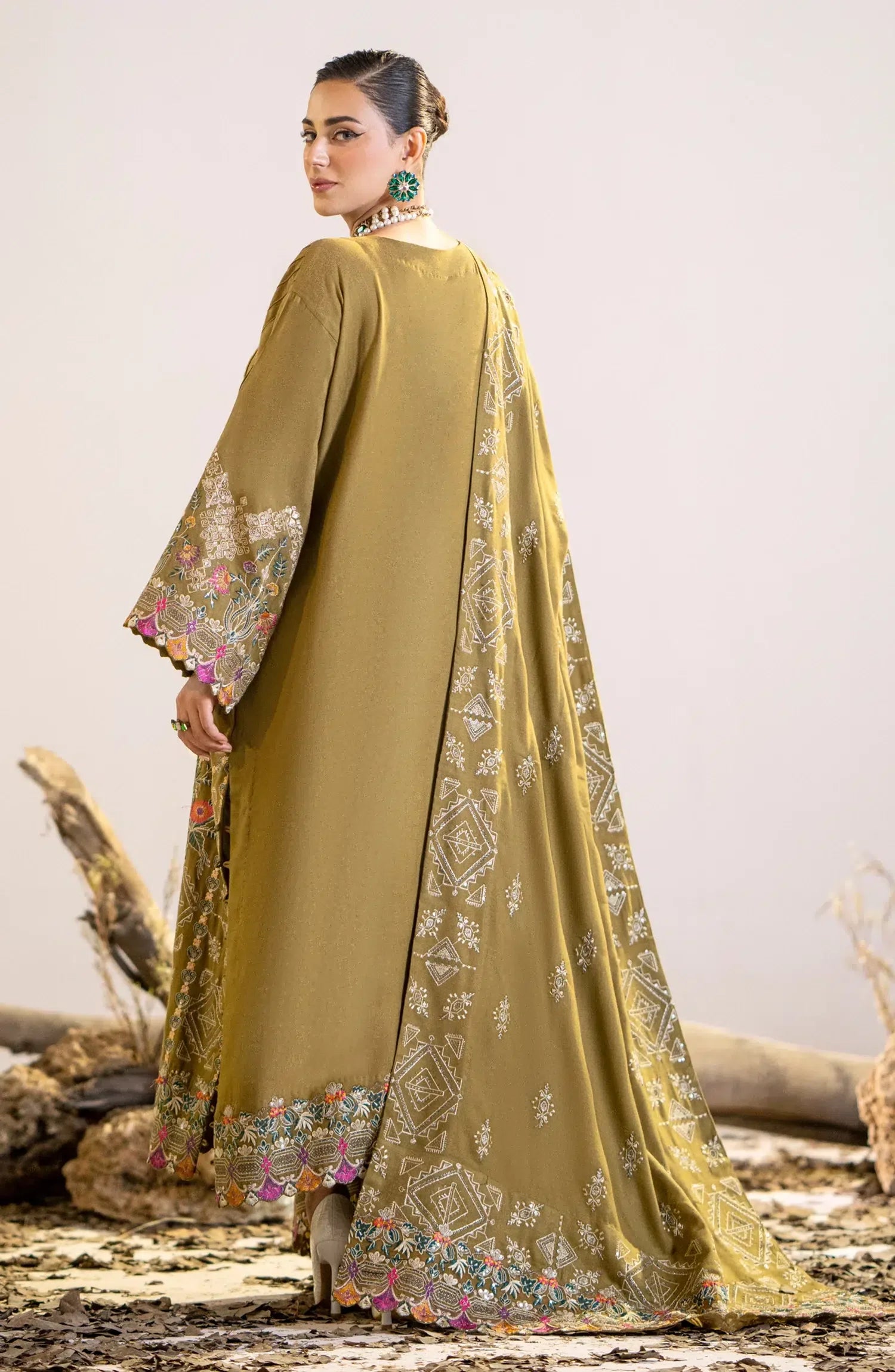 Maryum N Maria | Shehr Bano Winter 23 | HADIYAH MW23553 - Aqsa Fabrics