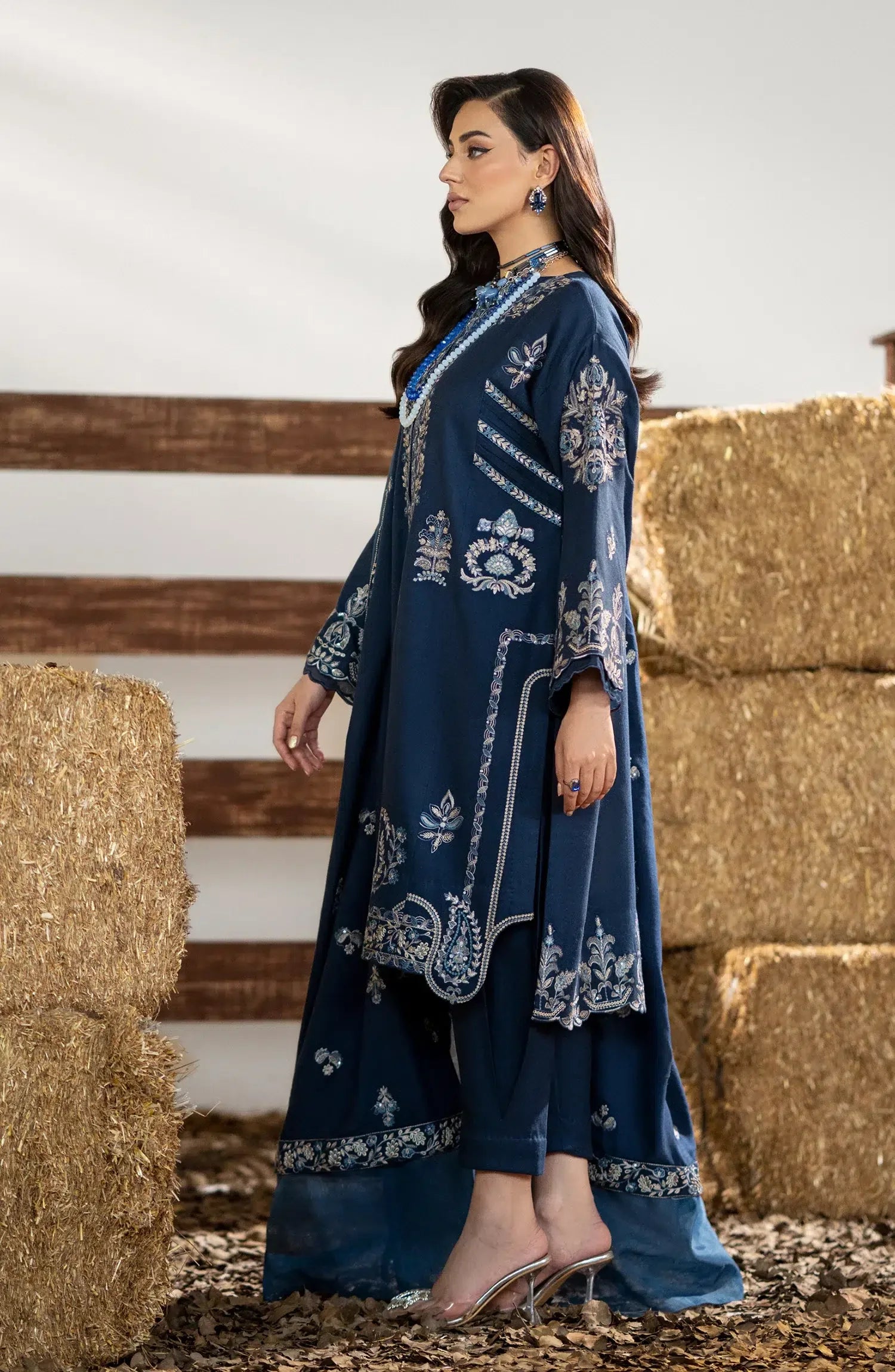 Maryum N Maria | Shehr Bano Winter 23 | BIRVA MW23551 - Aqsa Fabrics